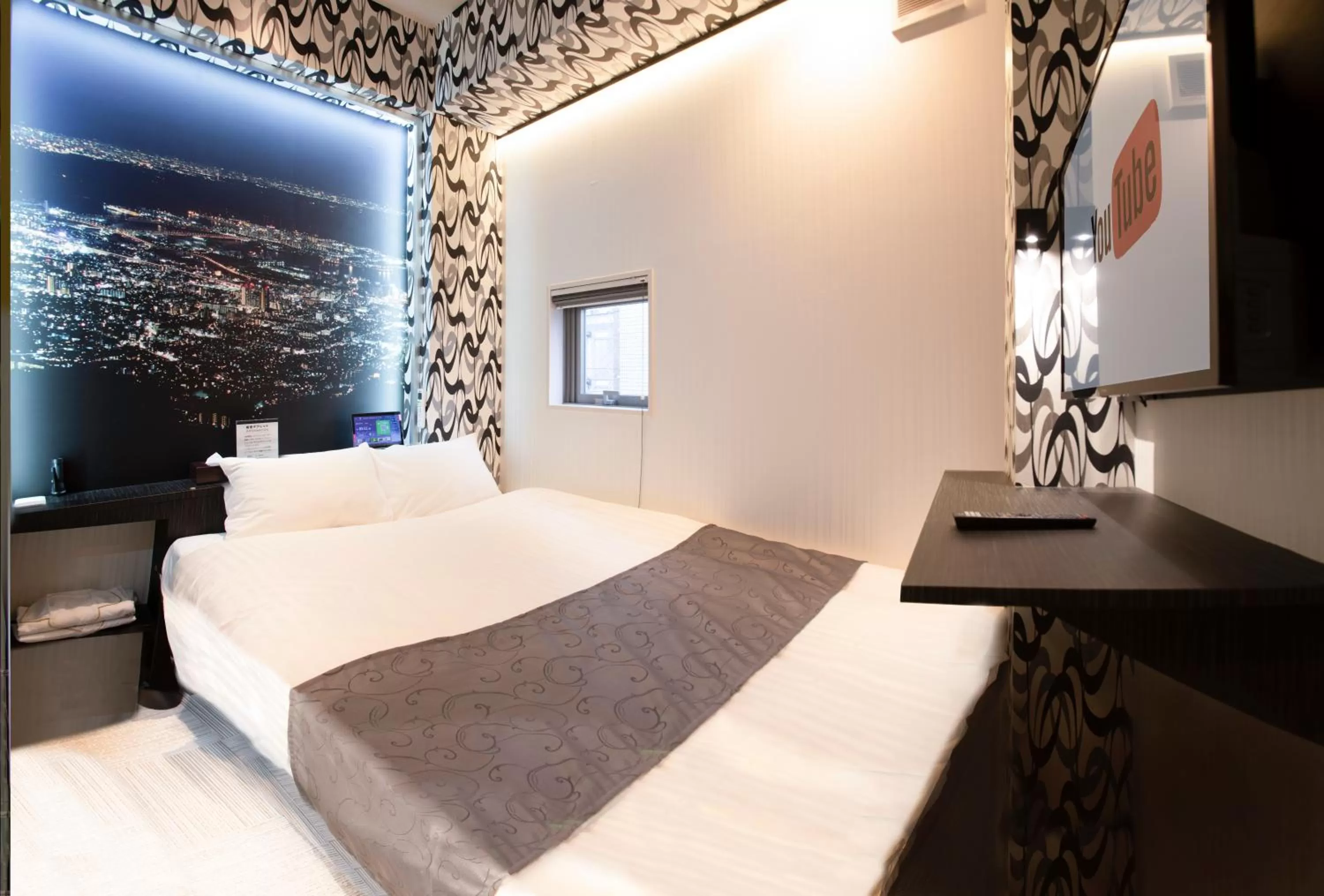 Photo of the whole room, Bed in Hotel Xcell Hiroshima Nagarekawa