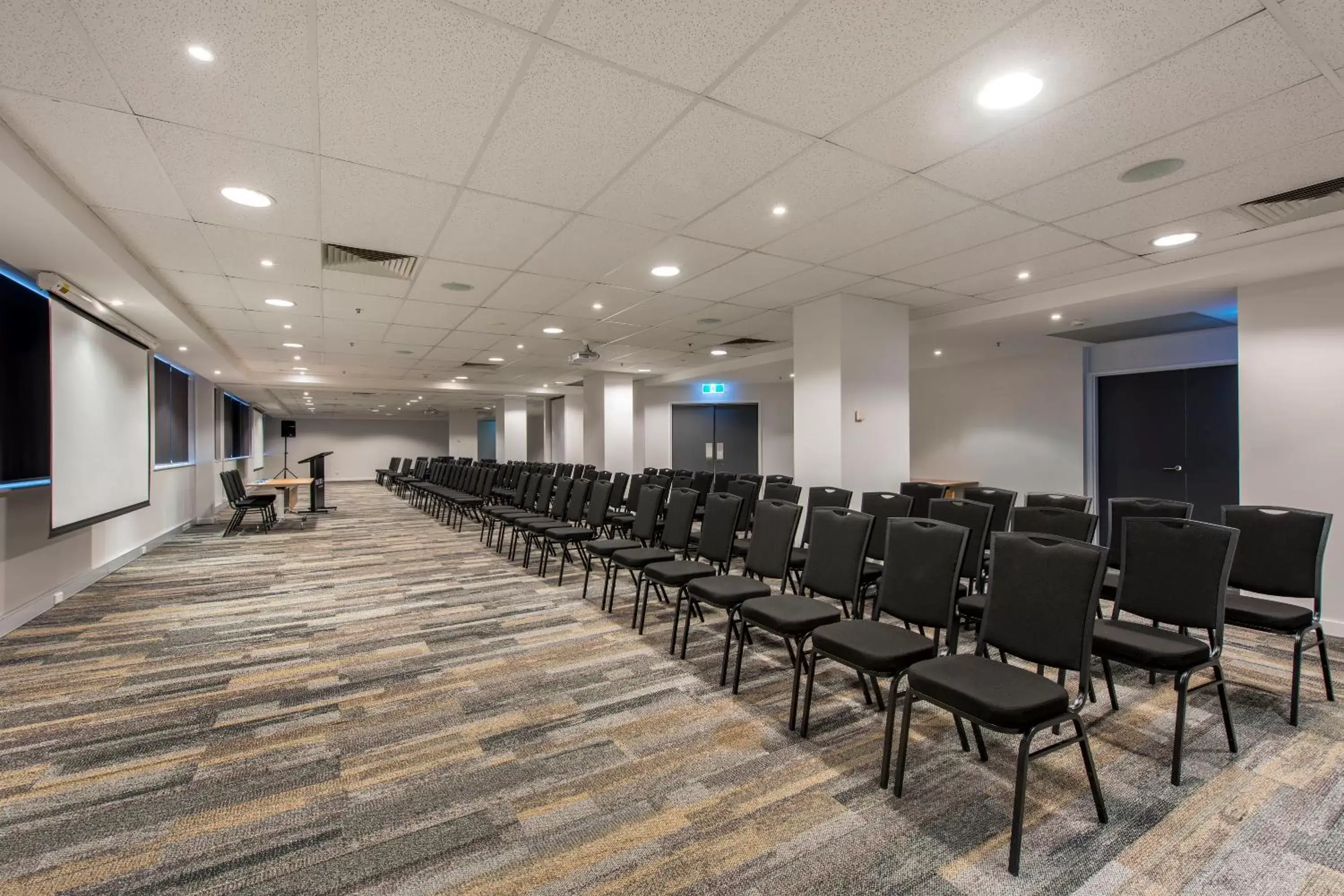 Meeting/conference room, Business Area/Conference Room in Oaks Perth Hotel