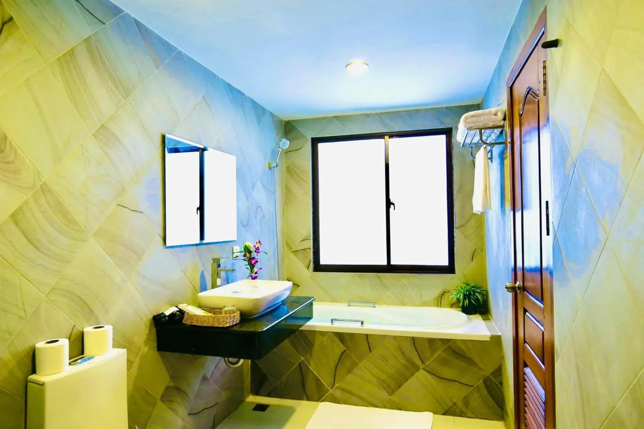 Bathroom in Holy Angkor Hotel