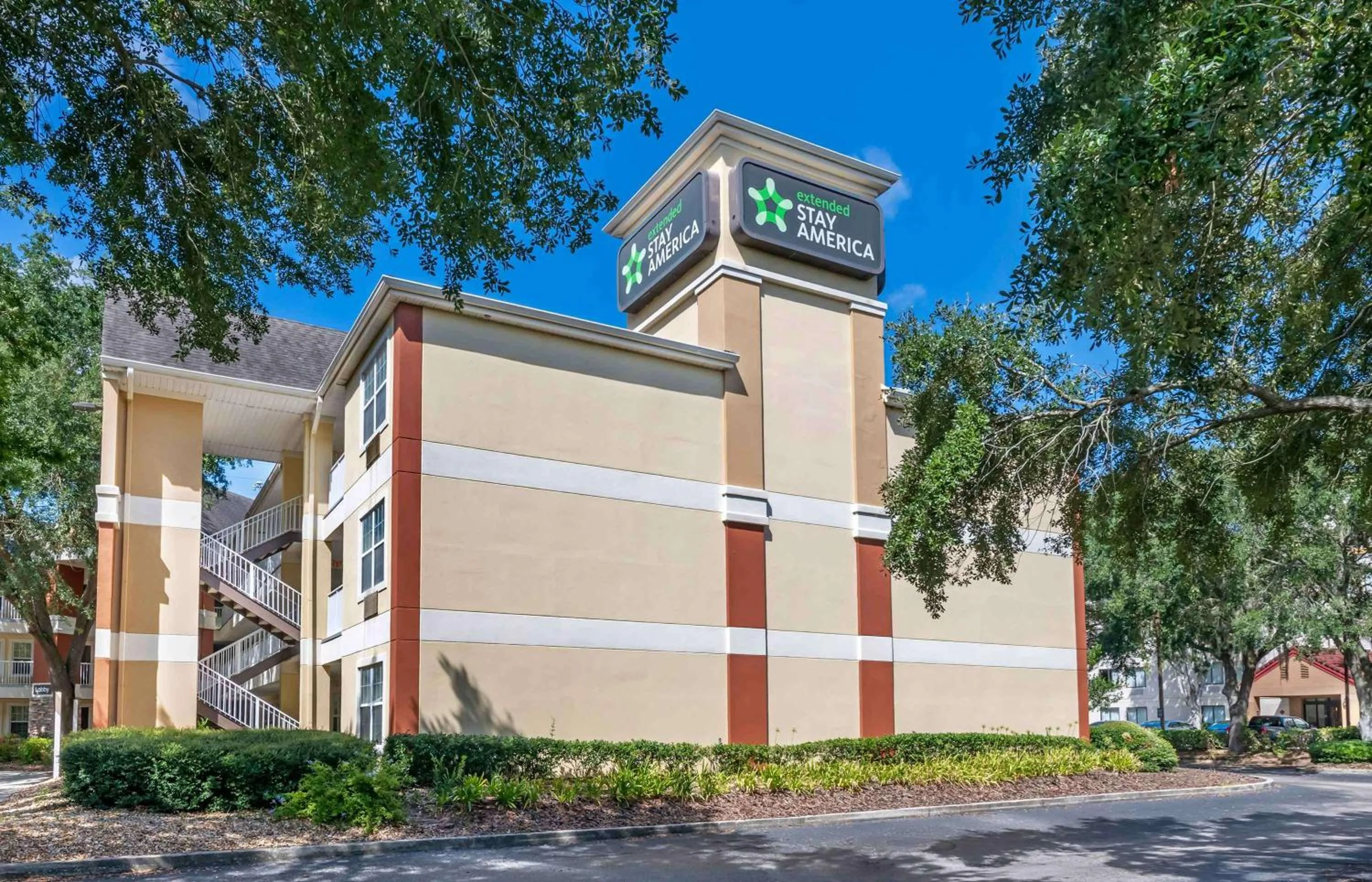 Property building in Extended Stay America Select Suites - Gainesville - I-75
