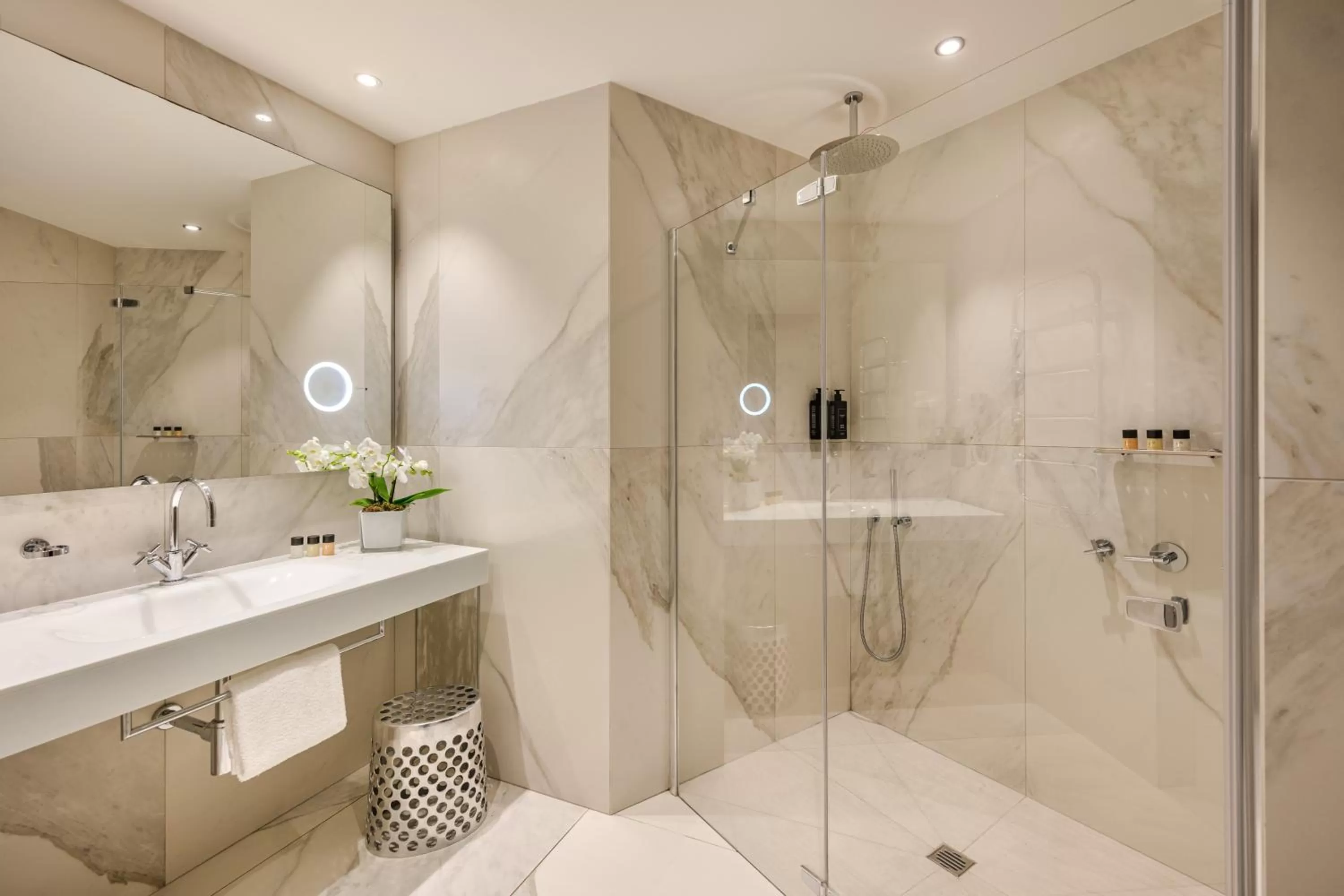 Shower in Hotel The Square Milano Duomo - Preferred Hotels & Resorts