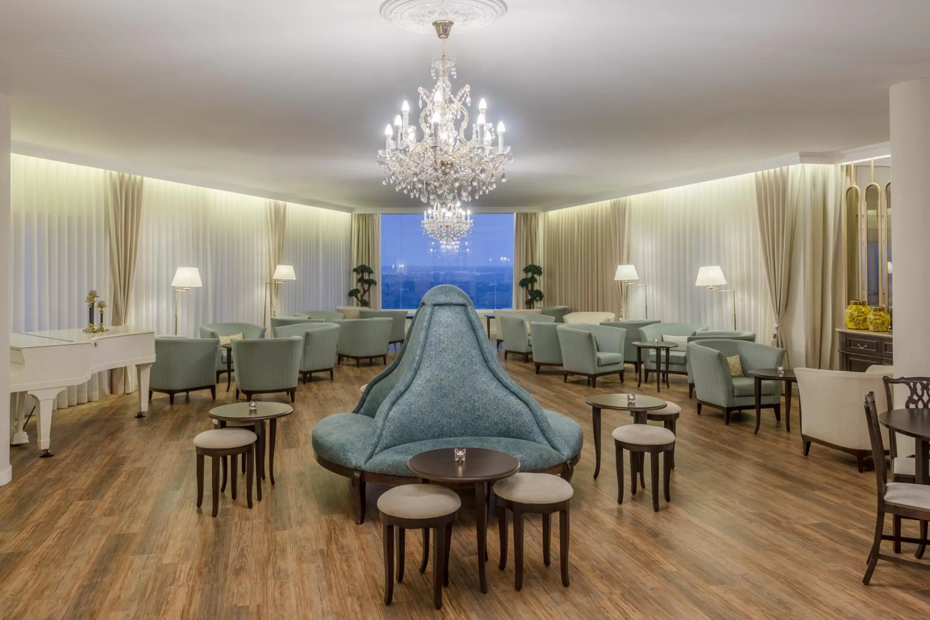 Lounge or bar in Luna Hotel Turismo