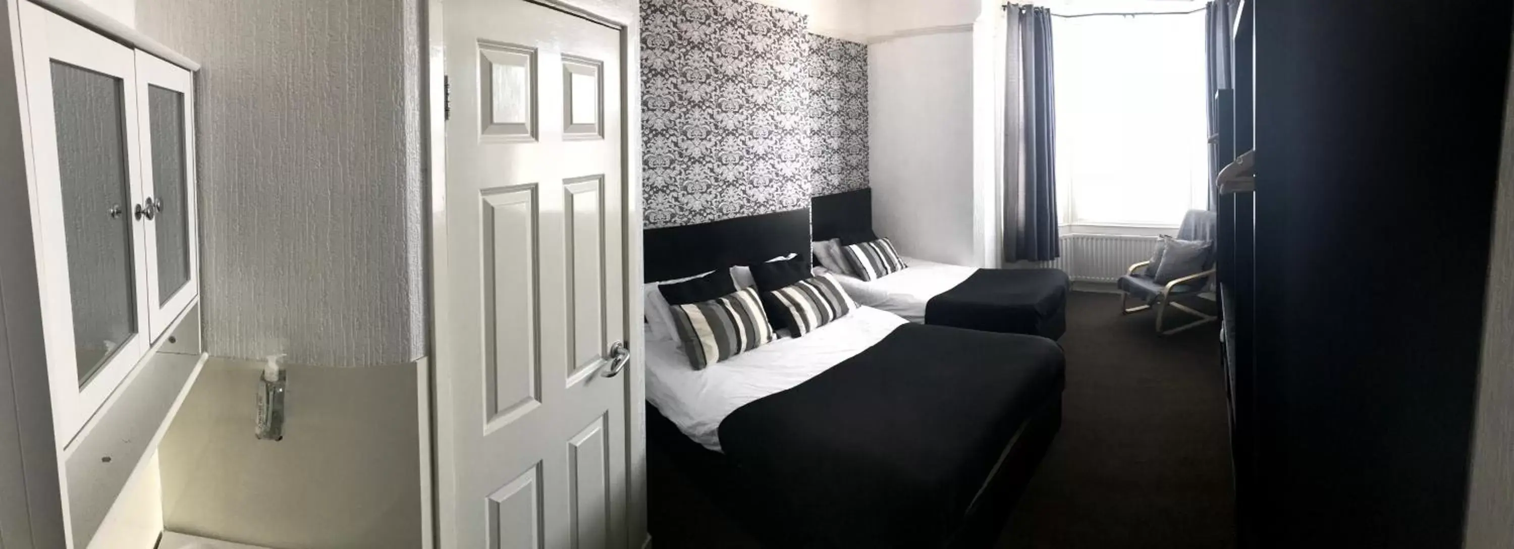 Triple Room in The Chedburgh Triple Room in The Chedburgh