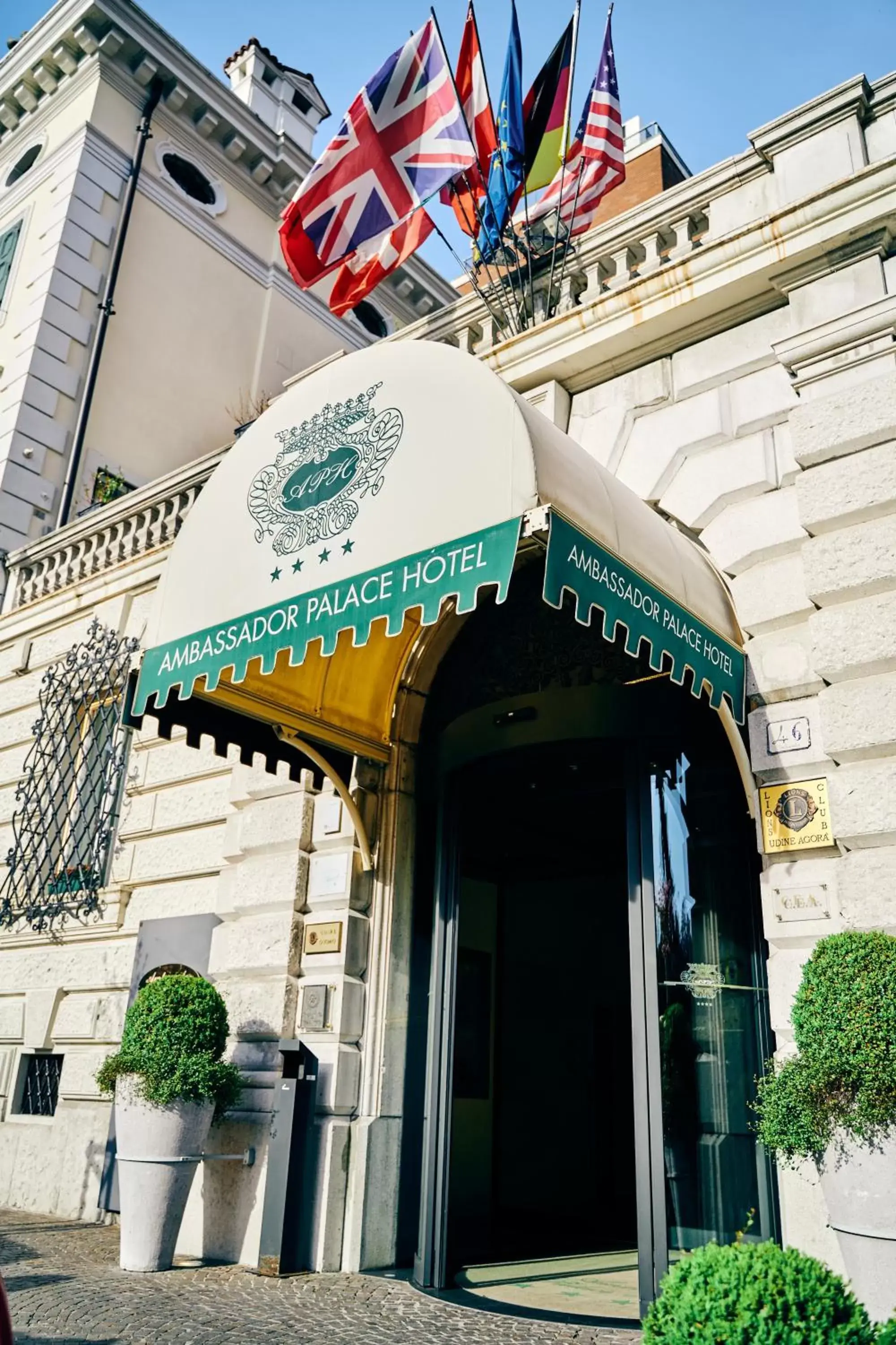 Facade/entrance in Ambassador Palace Hotel