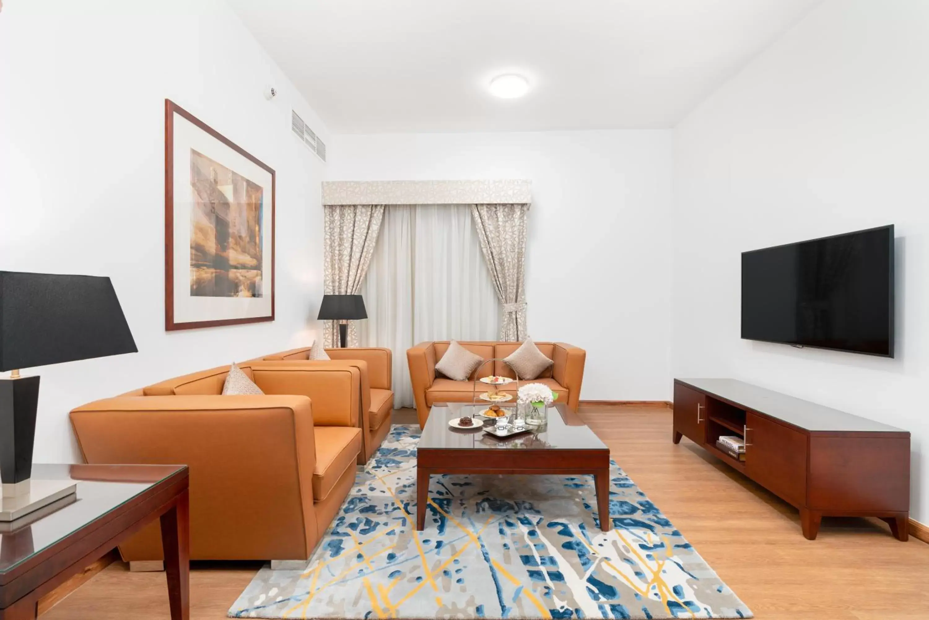 Living room, Seating Area in Golden Sands Hotel & Residences