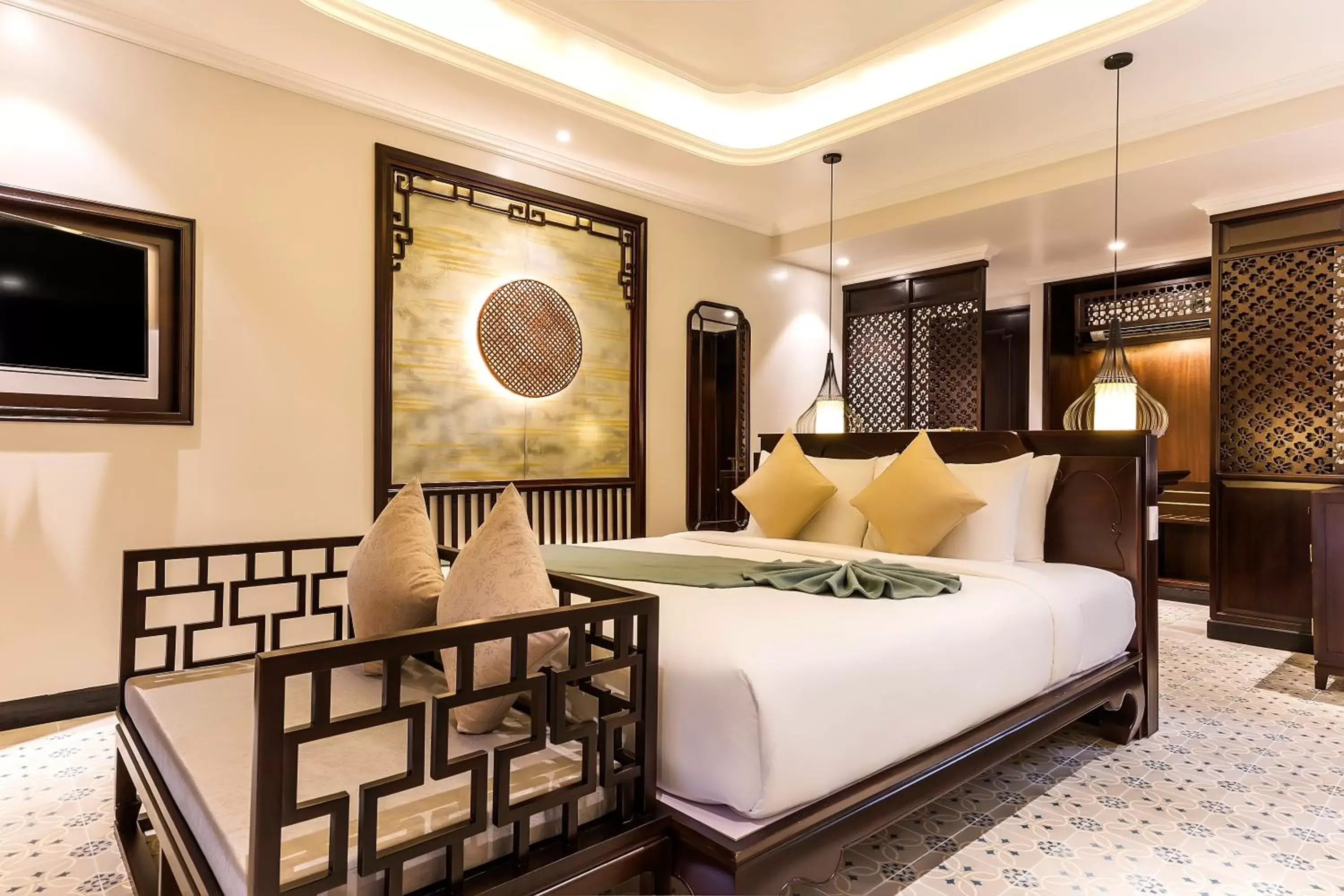 Luxury Double Room with Balcony and River View in Laluna Hoi An Riverside Hotel & Spa Luxury Double Room with Balcony and River View in Laluna Hoi An Riverside Hotel & Spa