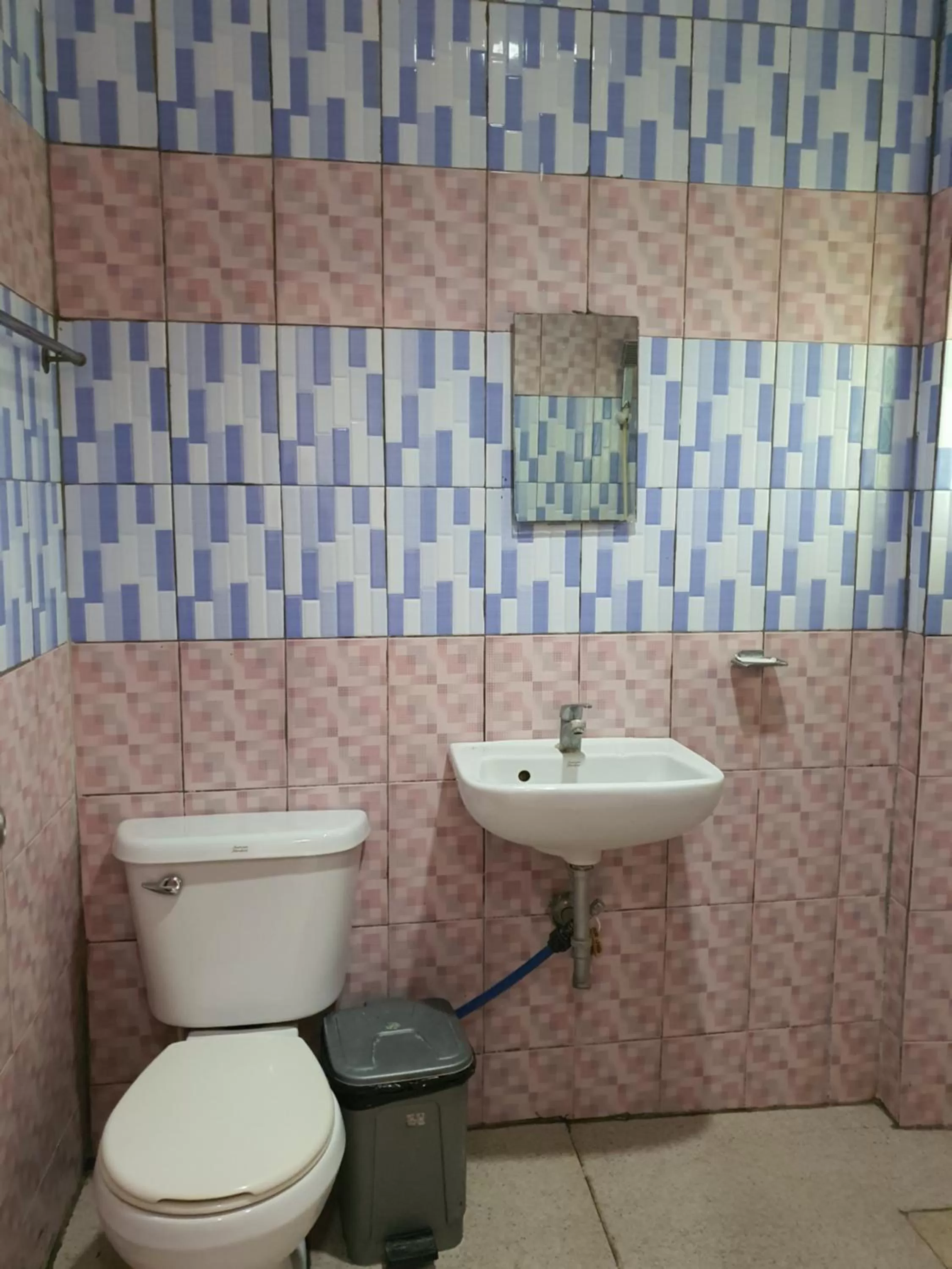 Toilet in Aosmec Square Hotel