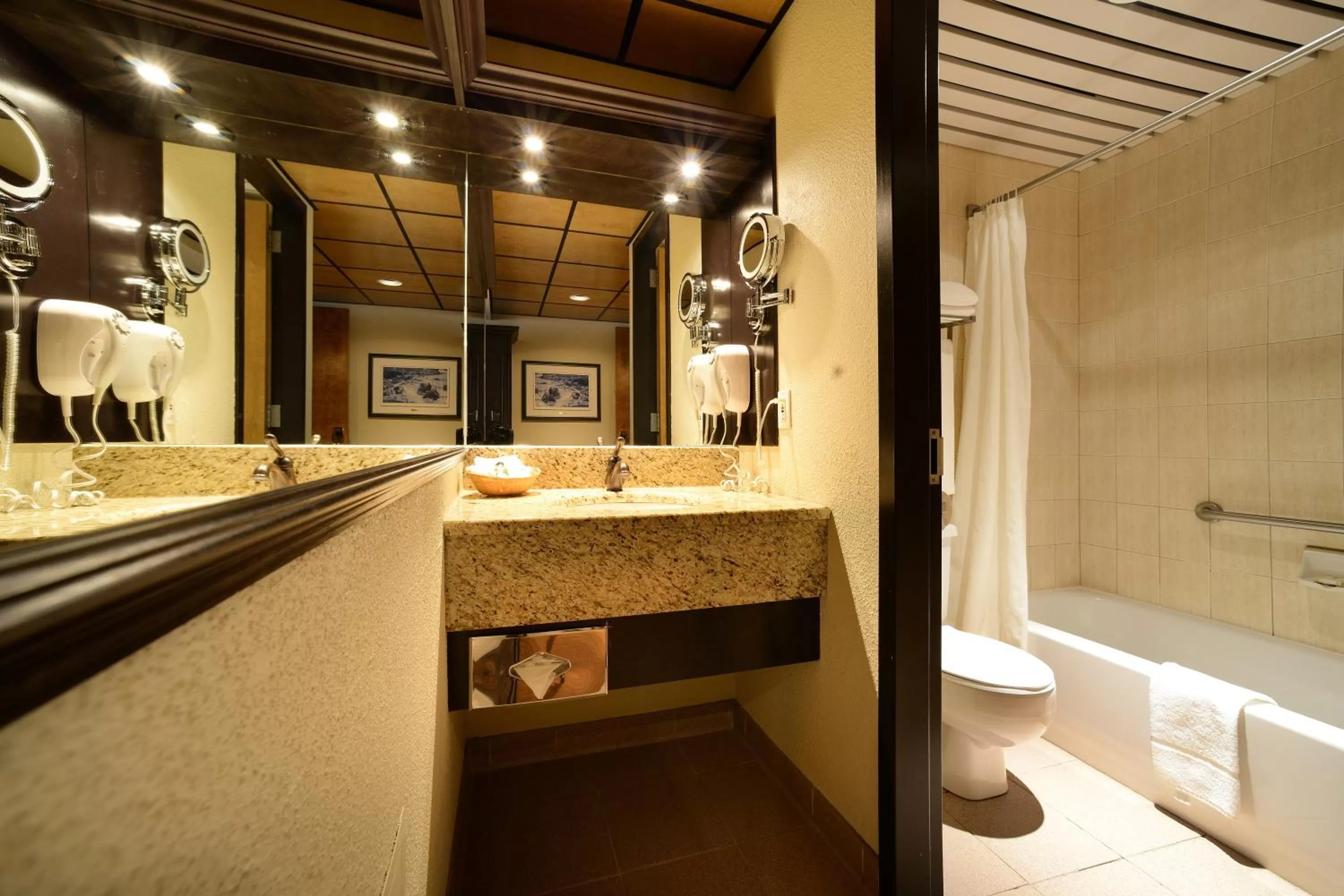 Bathroom in Hotel Le Montagnais