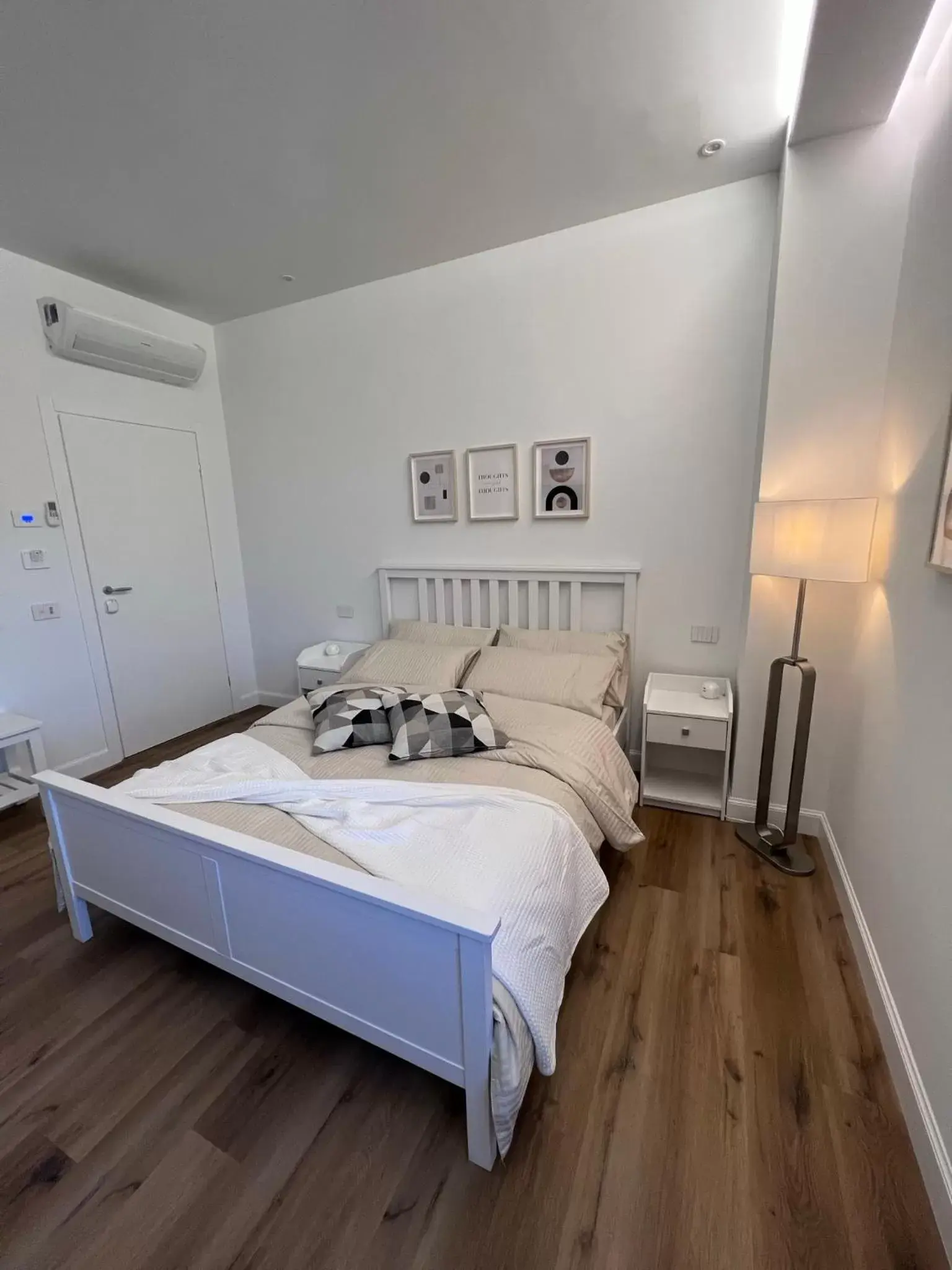 Bed in Cozy Living Bergamo