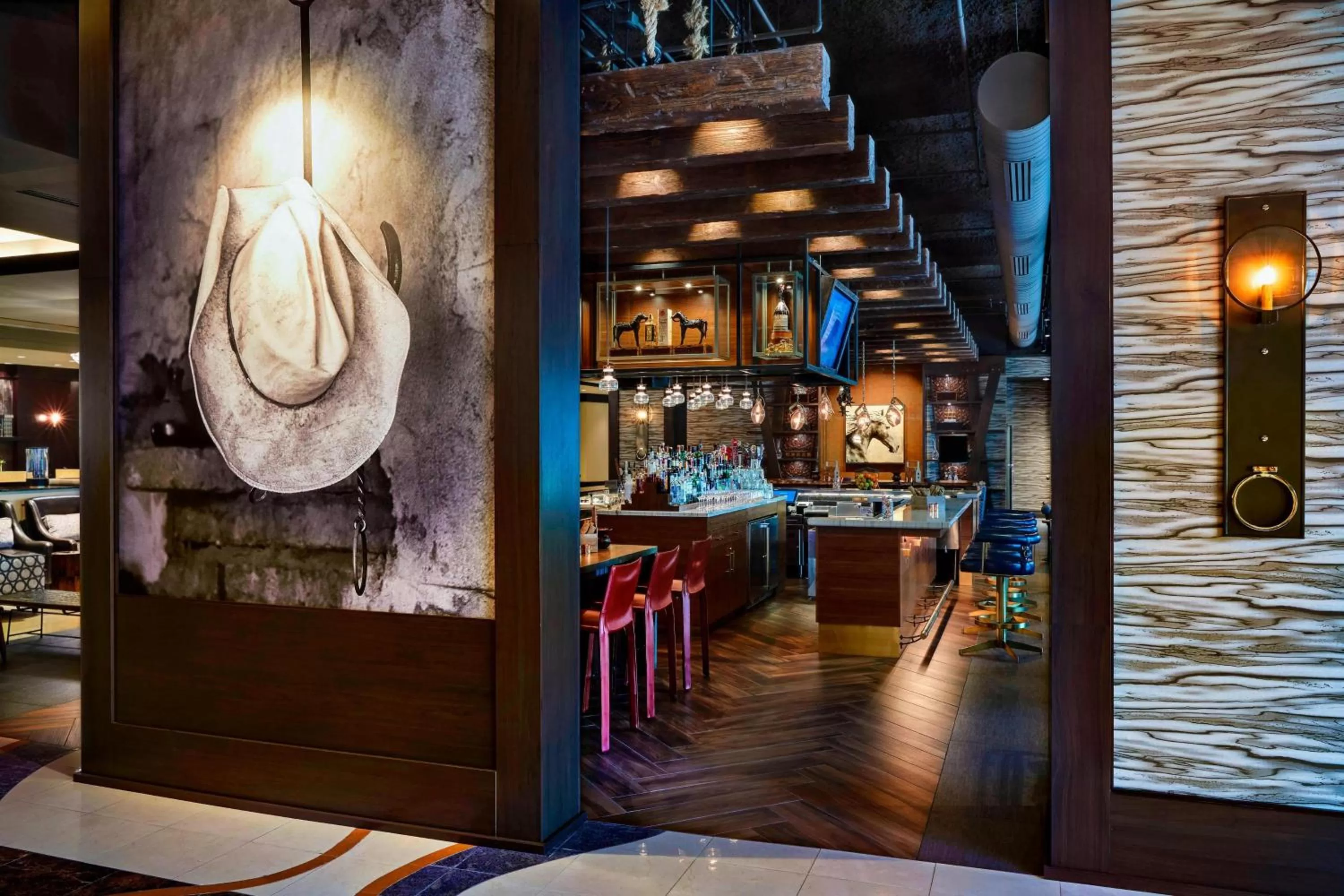 Restaurant/places to eat in Renaissance Phoenix Downtown Hotel