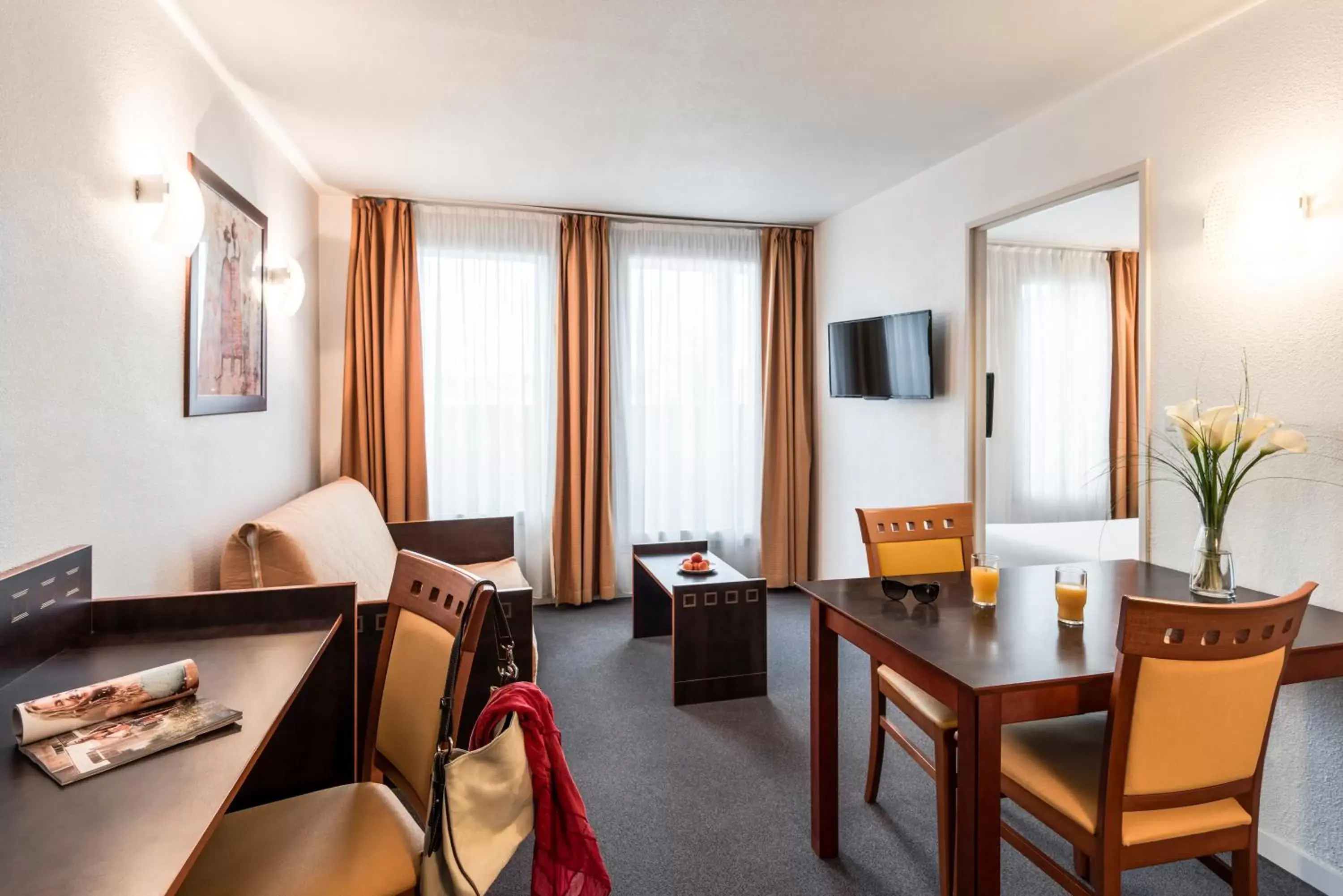 Bedroom in Aparthotel Adagio Access Toulouse Jolimont Bedroom in Aparthotel Adagio Access Toulouse Jolimont