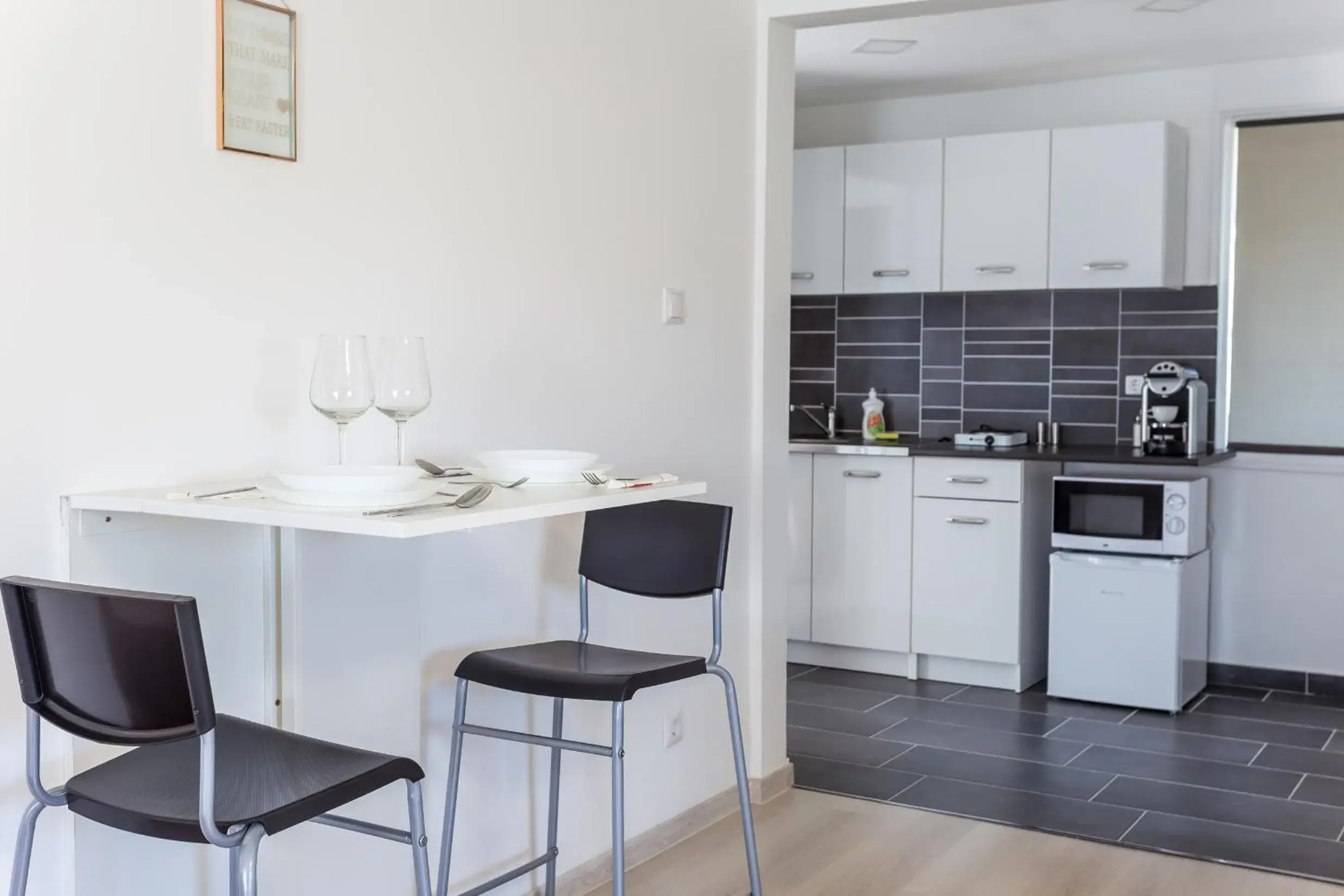 Kitchen/Kitchenette in Classic Hotel