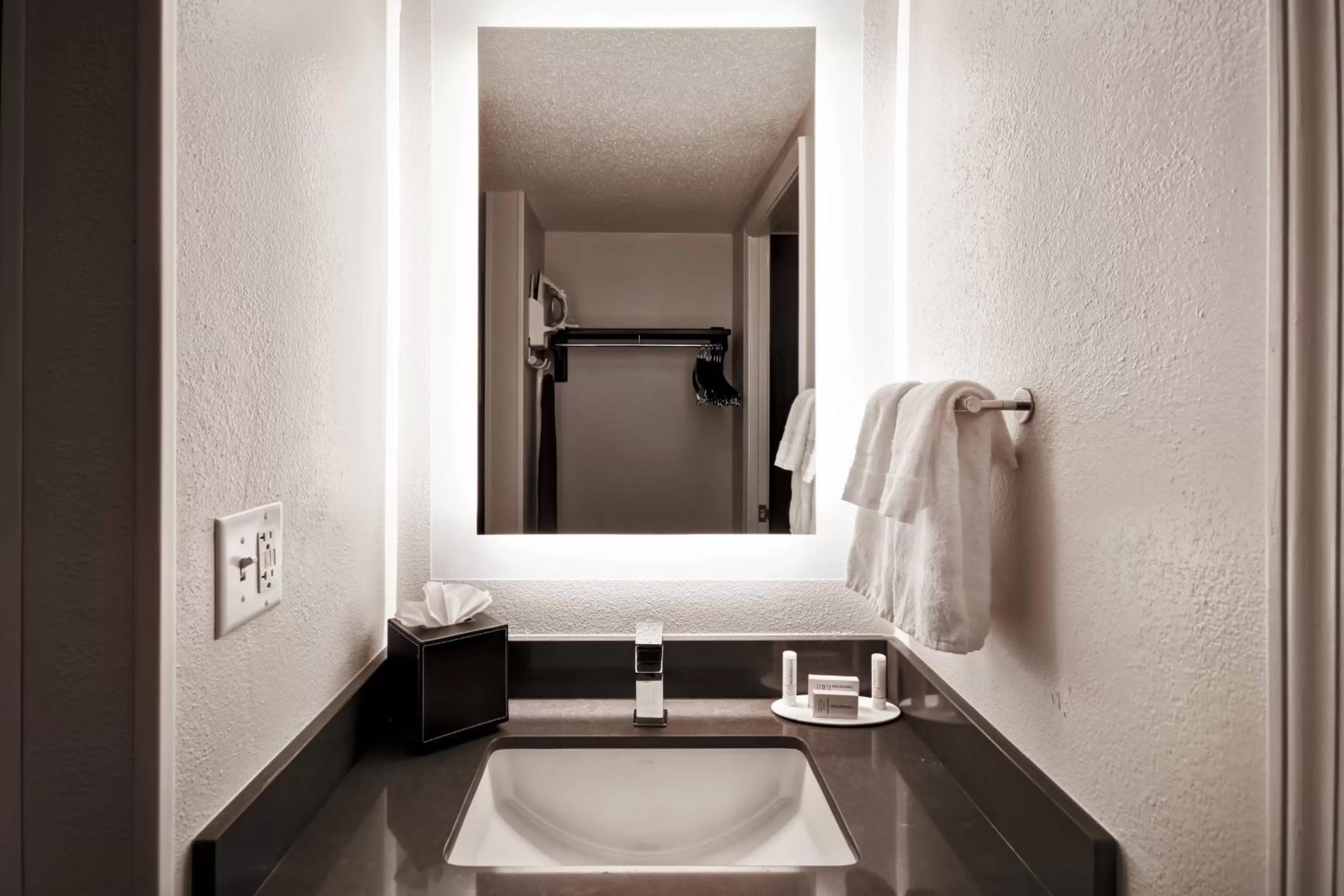 Bathroom in Fairfield Inn & Suites by Marriott Atlanta Kennesaw