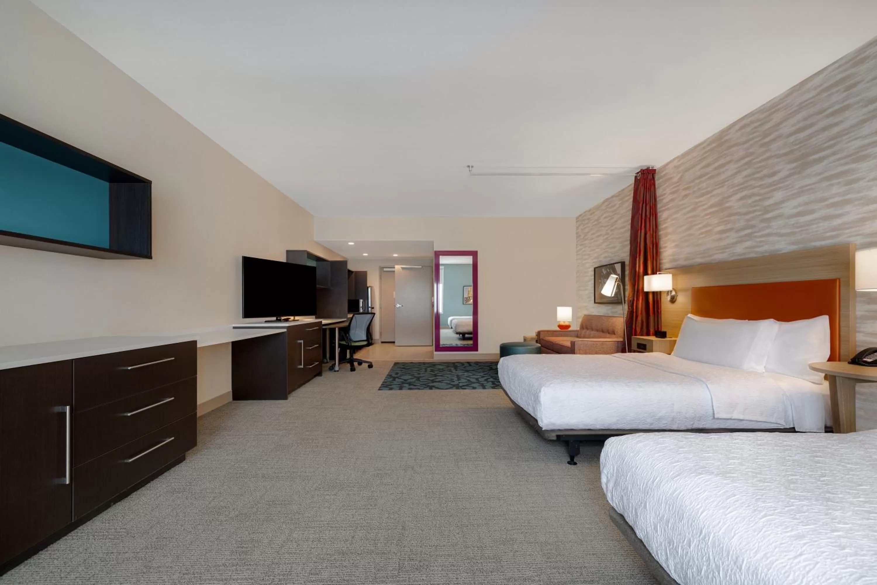 Bed in Home2 Suites By Hilton Allentown Bethlehem Airport