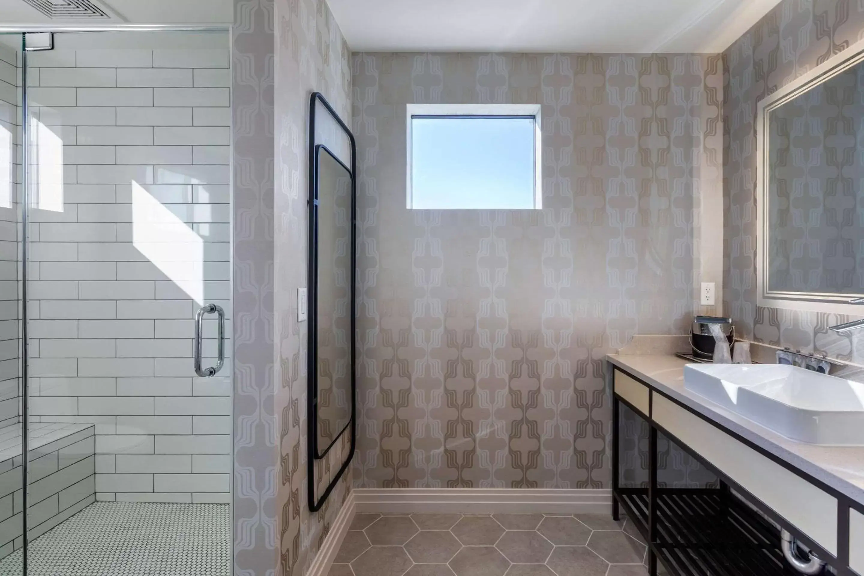 Bathroom in Bluestem Hotel Torrance Los Angeles, Ascend Hotel Collection