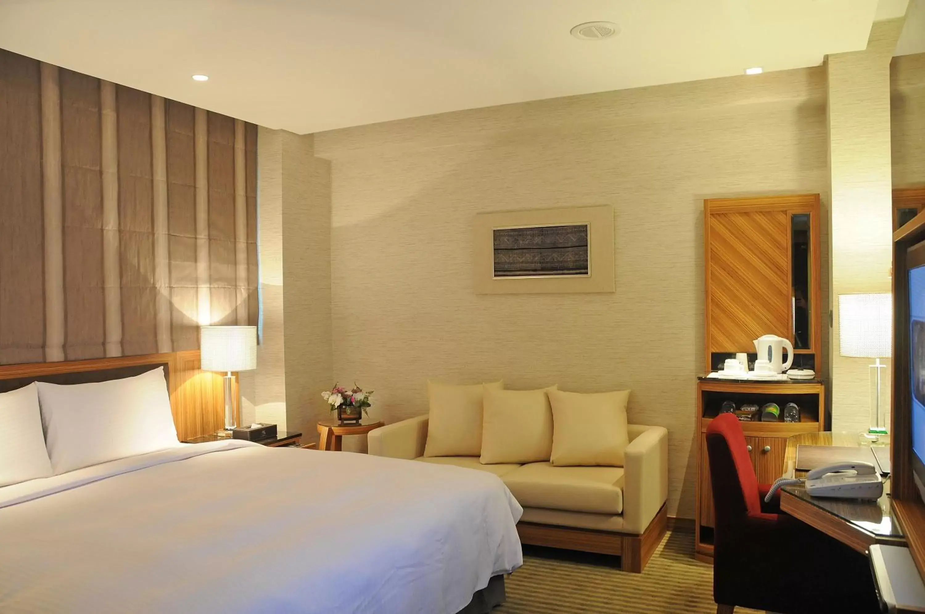 Photo of the whole room, Bed in Beauty Hotels - Roumei Boutique