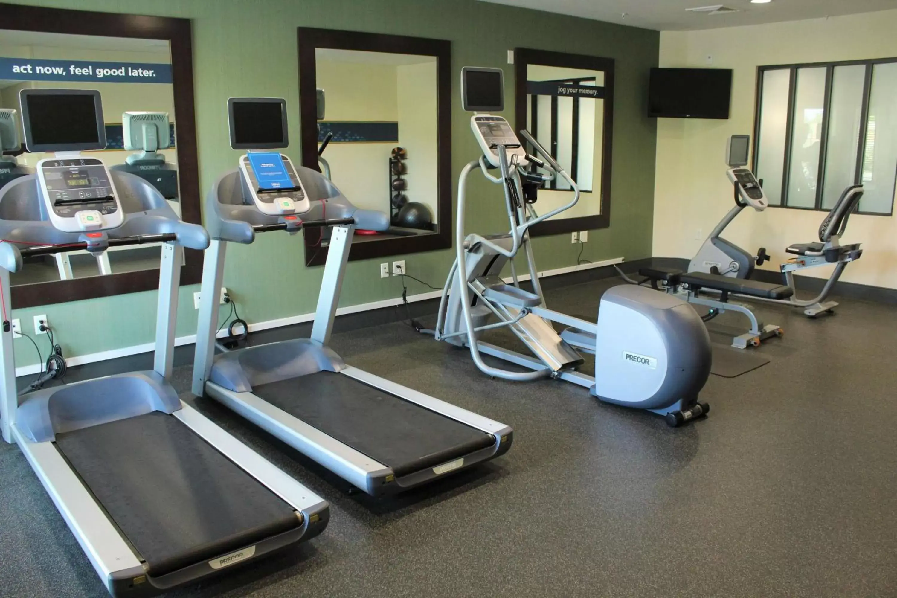 Fitness centre/facilities, Fitness Center/Facilities in Hampton Inn Indianapolis NW/Zionsville