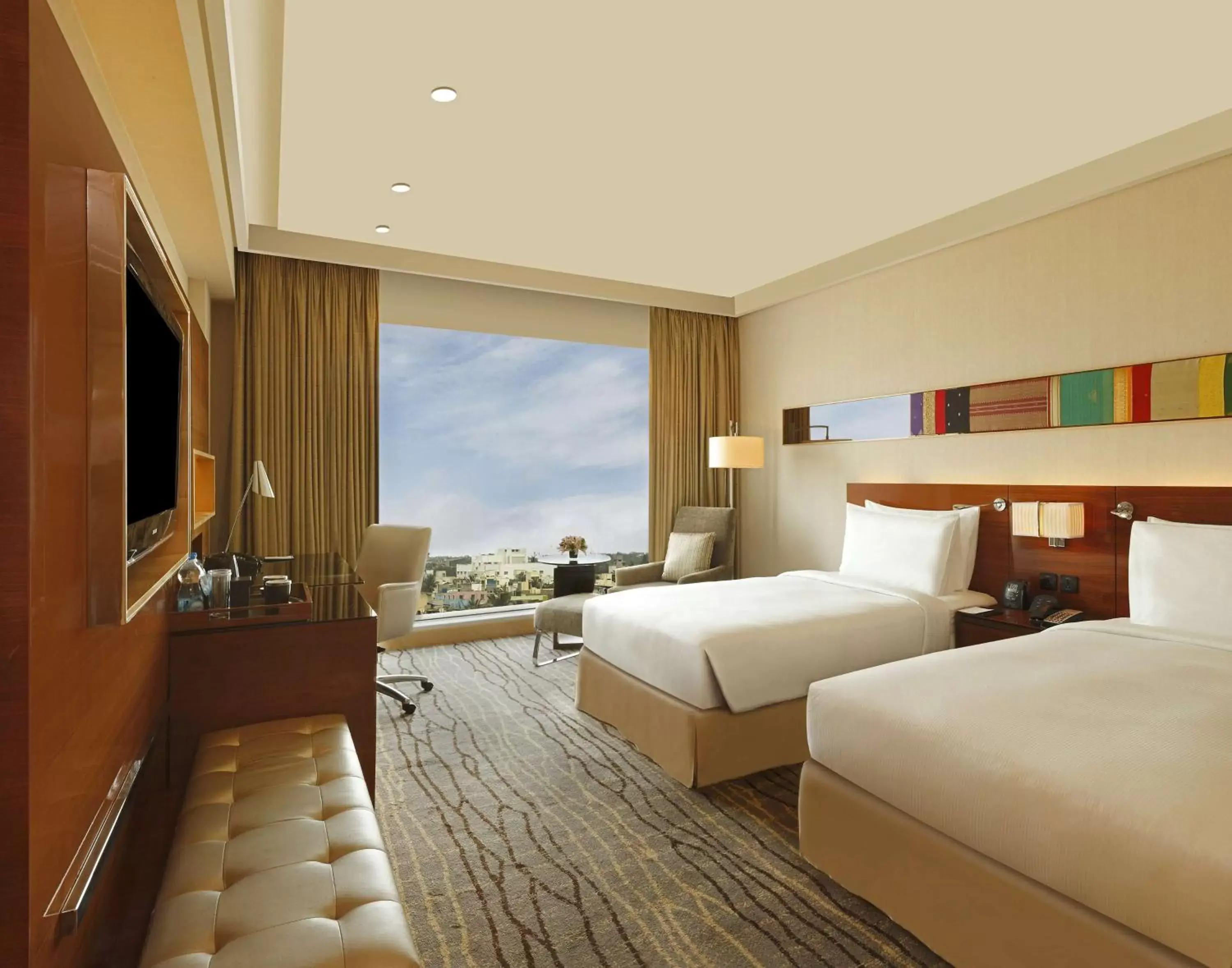 Bed in Hilton Chennai
