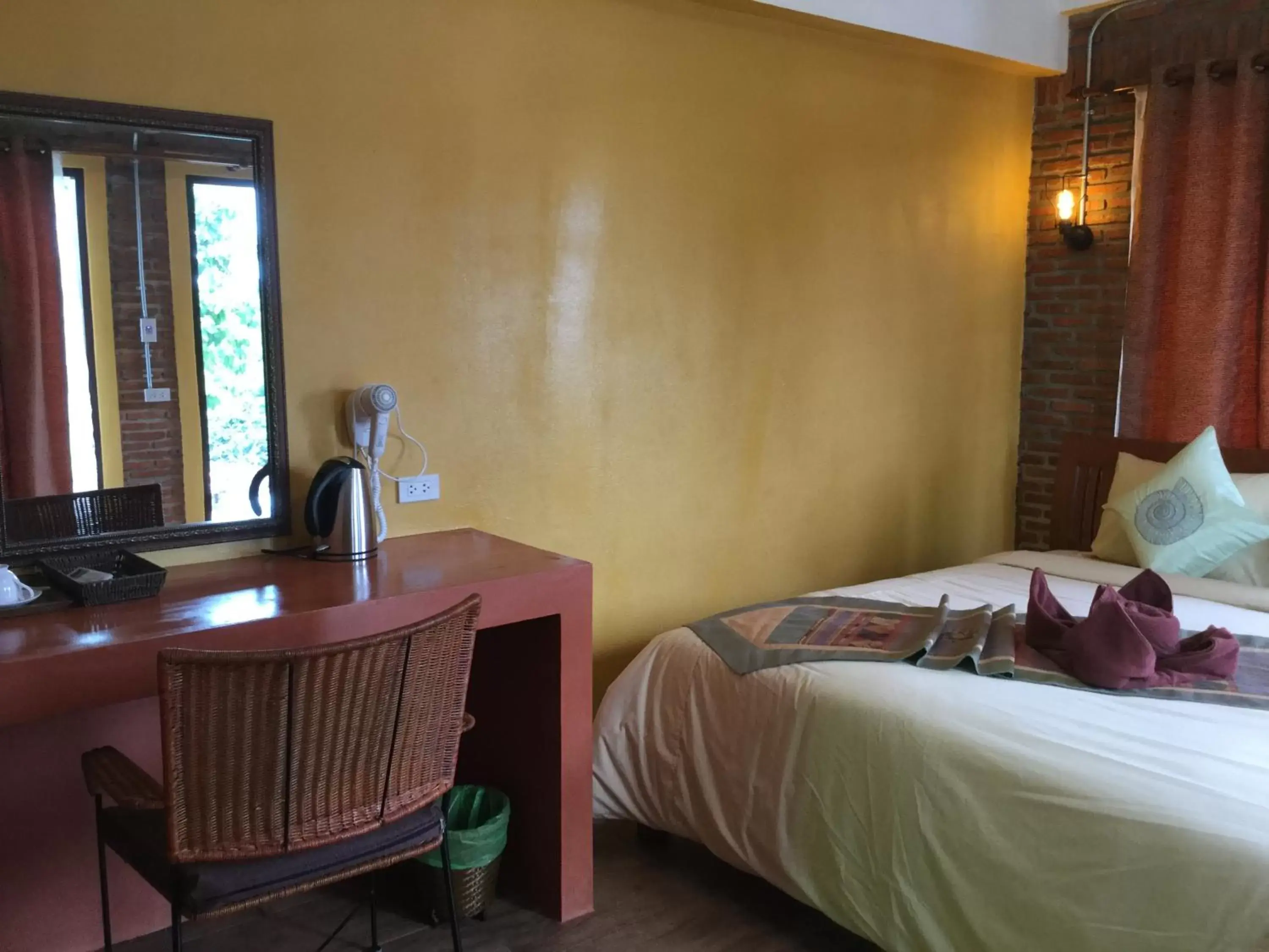 Area and facilities, Bed in Pongphen Guesthouse - SHA Plus Certified