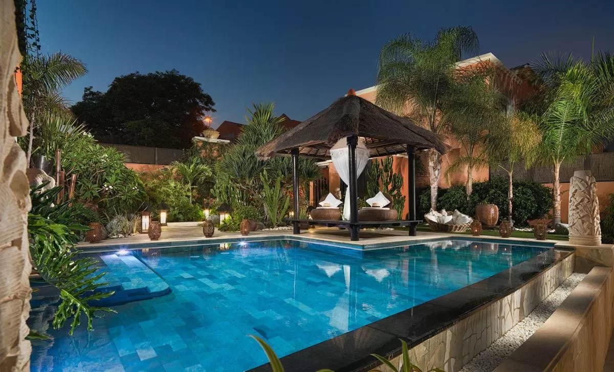 Swimming pool in Royal Garden Villas, Luxury Hotel