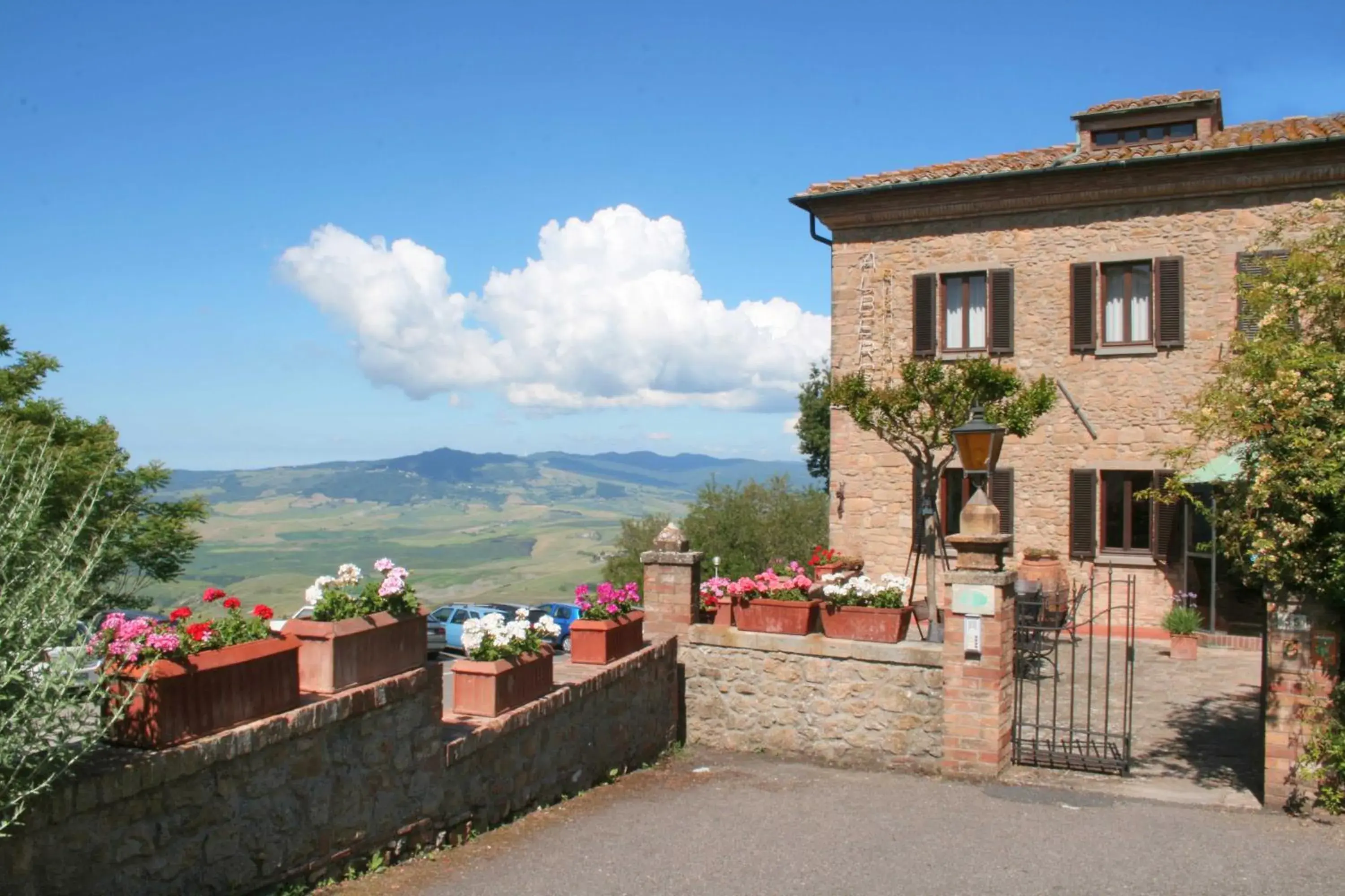 Property building in Villa Nencini