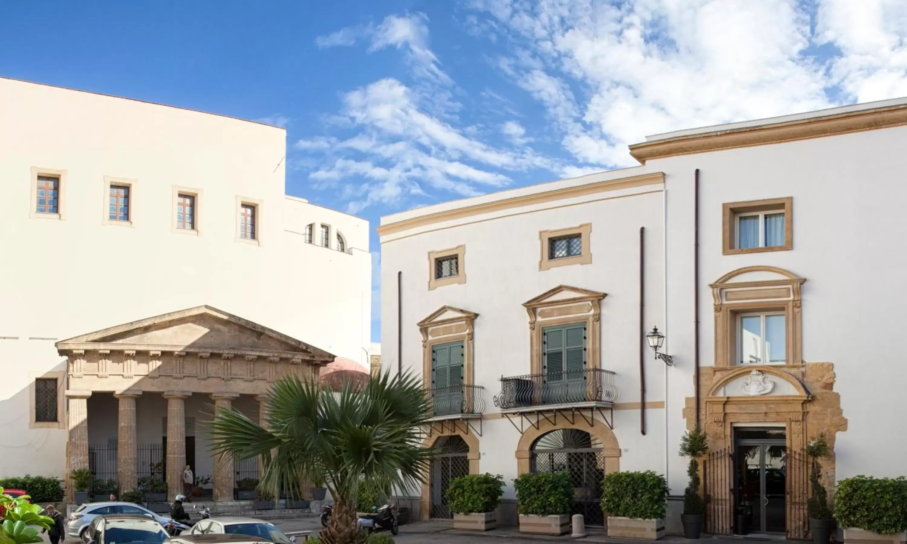 Facade/entrance, Property Building in Hotel Palazzo Brunaccini