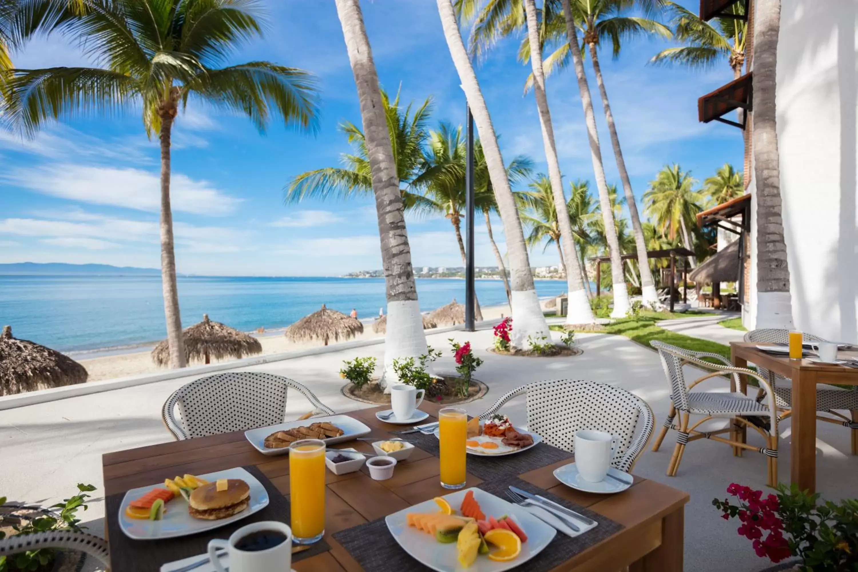 Restaurant/places to eat in Vista Vallarta All Suites On The Beach Restaurant/places to eat in Vista Vallarta All Suites On The Beach