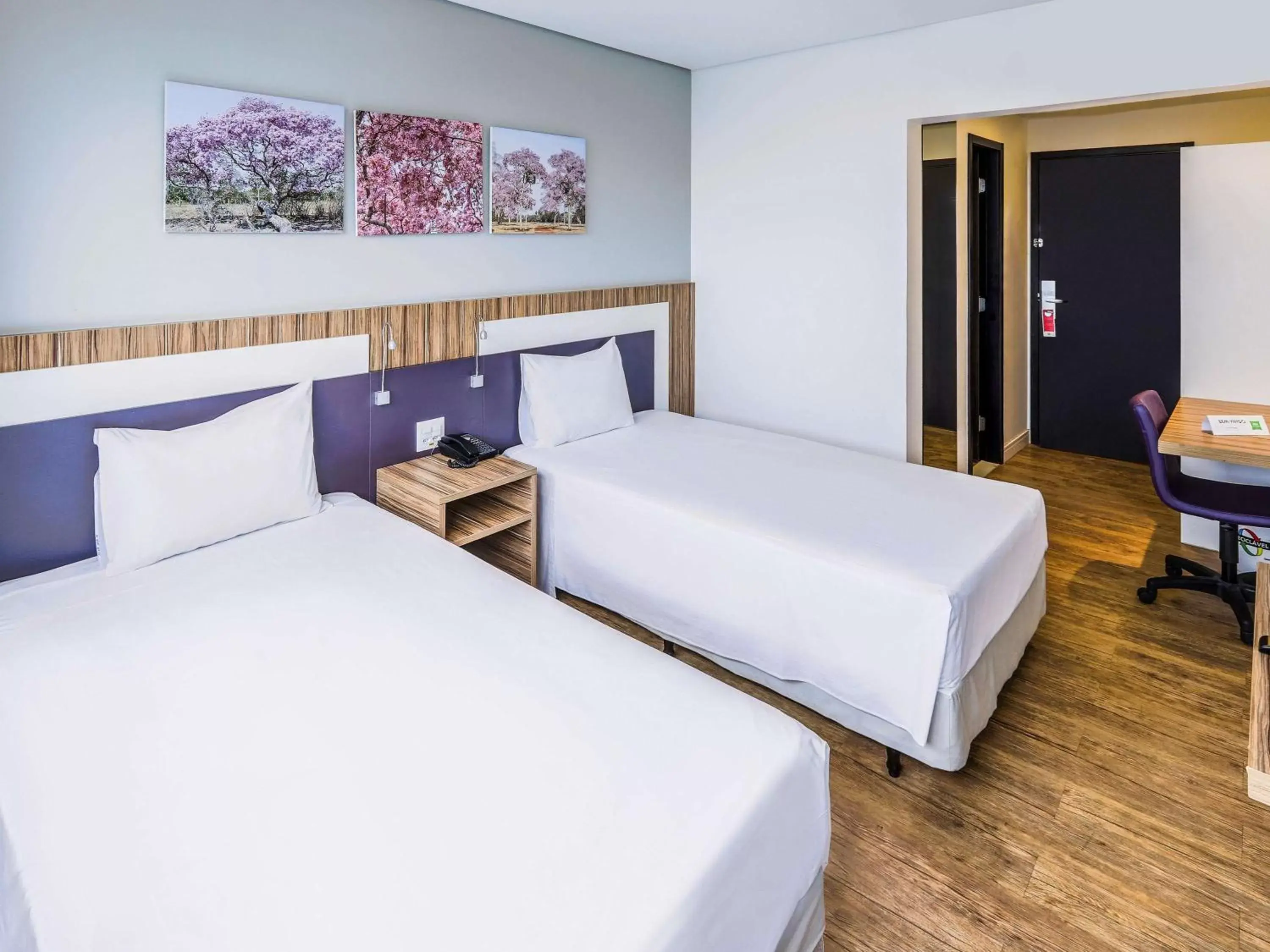Photo of the whole room, Bed in ibis Styles Confins Aeroporto