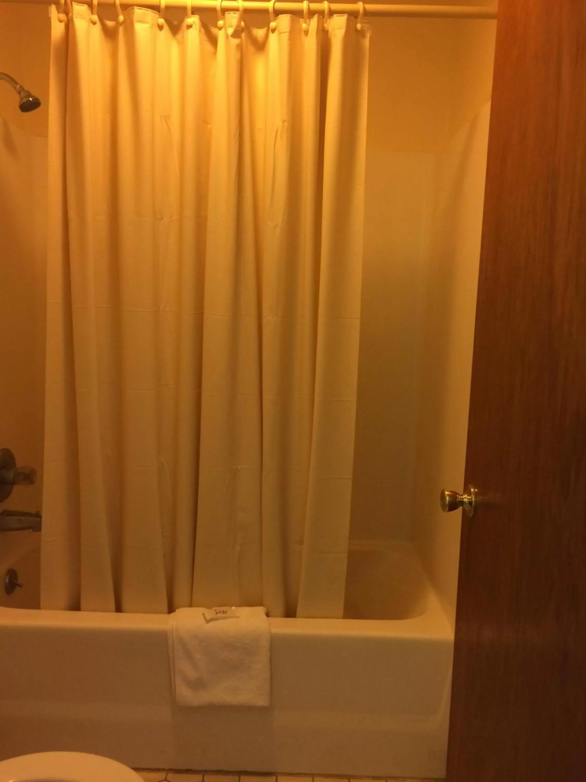 King Room - Non-Smoking in Western Motel - Camilla King Room - Non-Smoking in Western Motel - Camilla