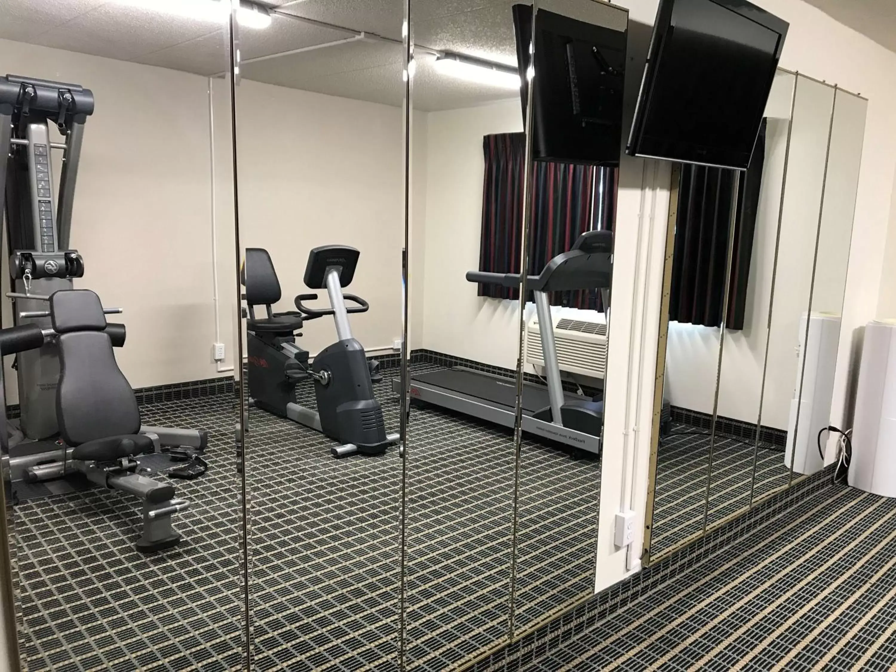 Fitness centre/facilities, Fitness Center/Facilities in Baymont by Wyndham Marshalltown