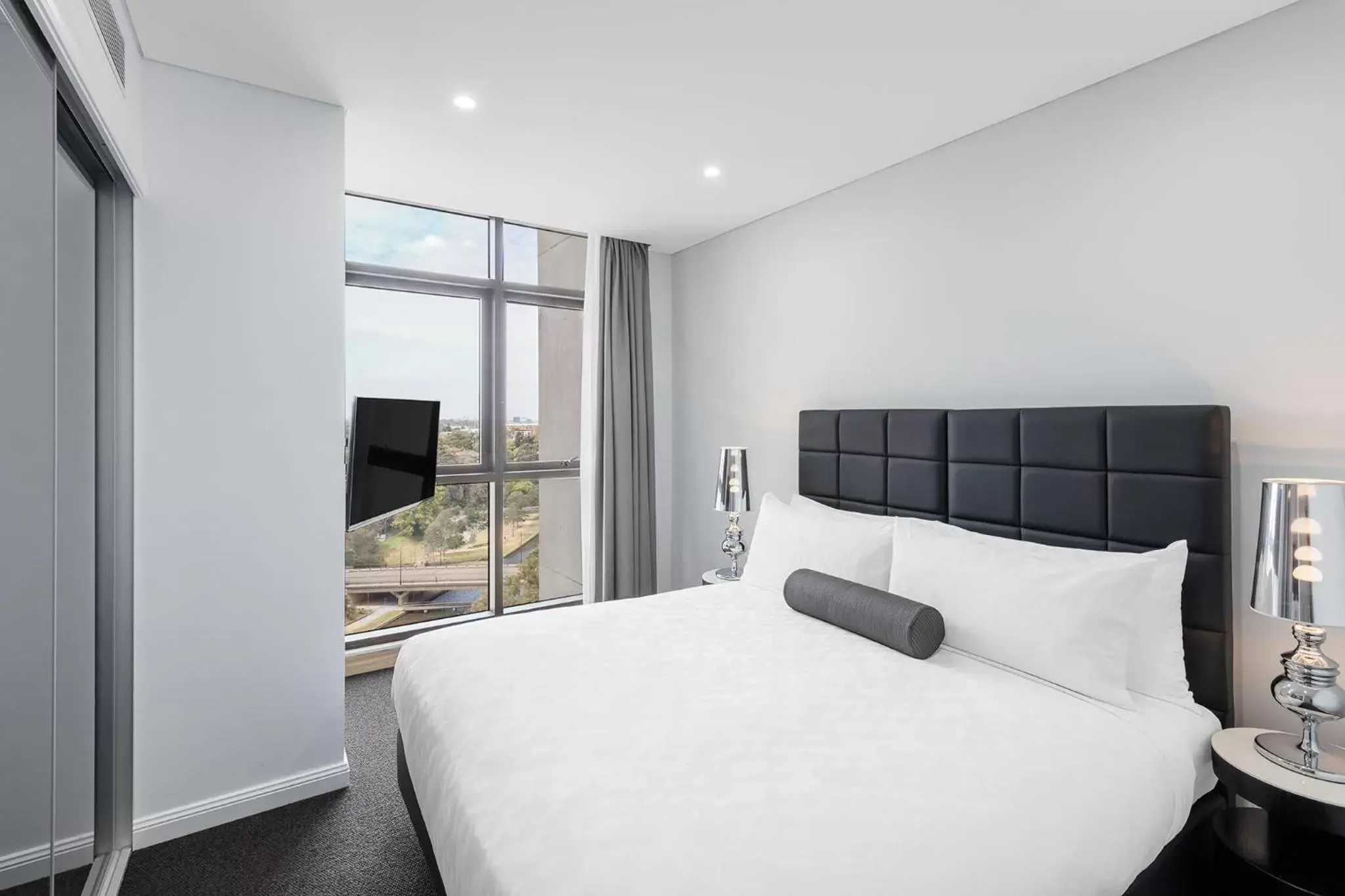 Bed in Meriton Suites Church Street, Parramatta