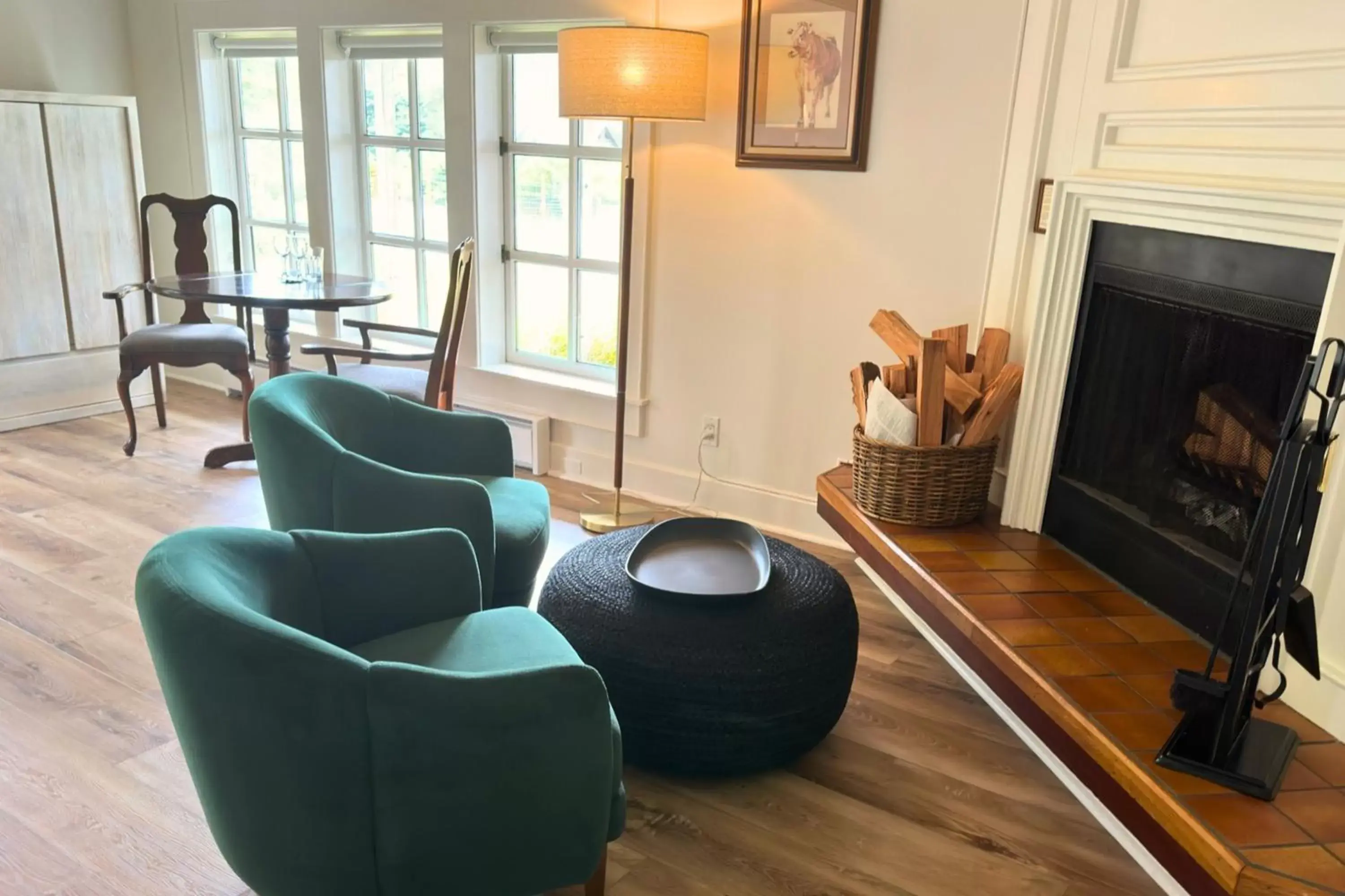 flat iron, Seating Area in SCP Mendocino Inn and Farm