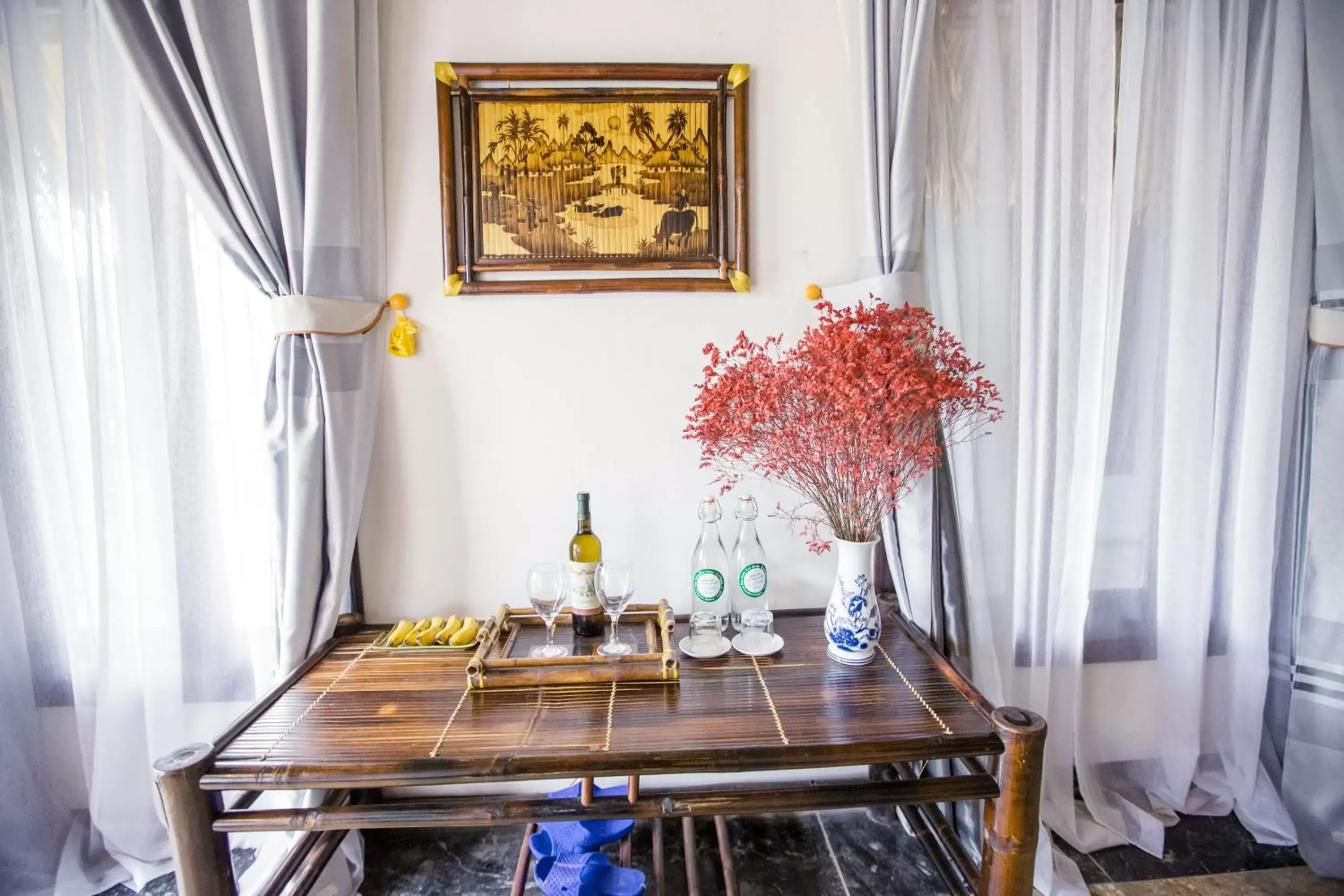 Deluxe Bungalow in Tam Coc Rice Fields Resort Deluxe Bungalow in Tam Coc Rice Fields Resort