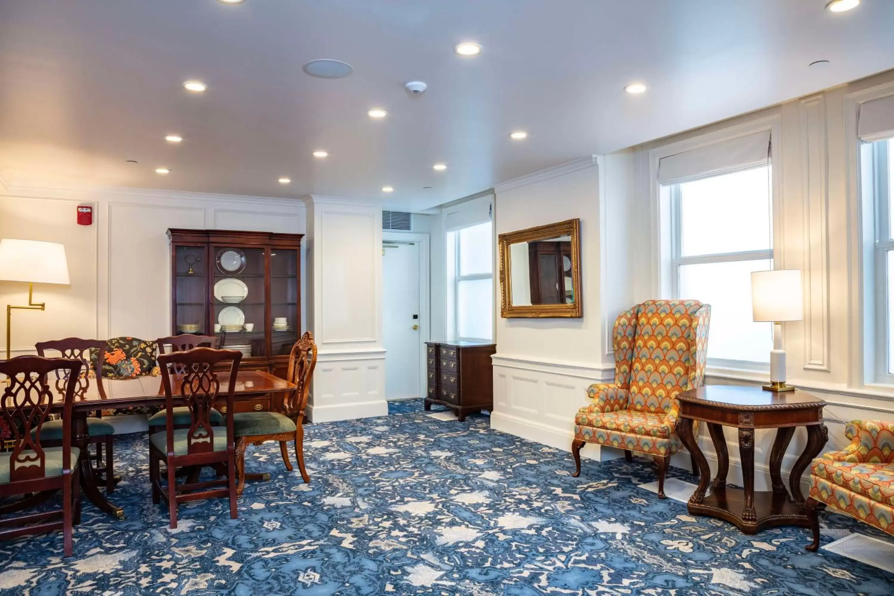 Meeting/conference room, Seating Area in The Yorktowne Hotel, Tapestry Collection by Hilton
