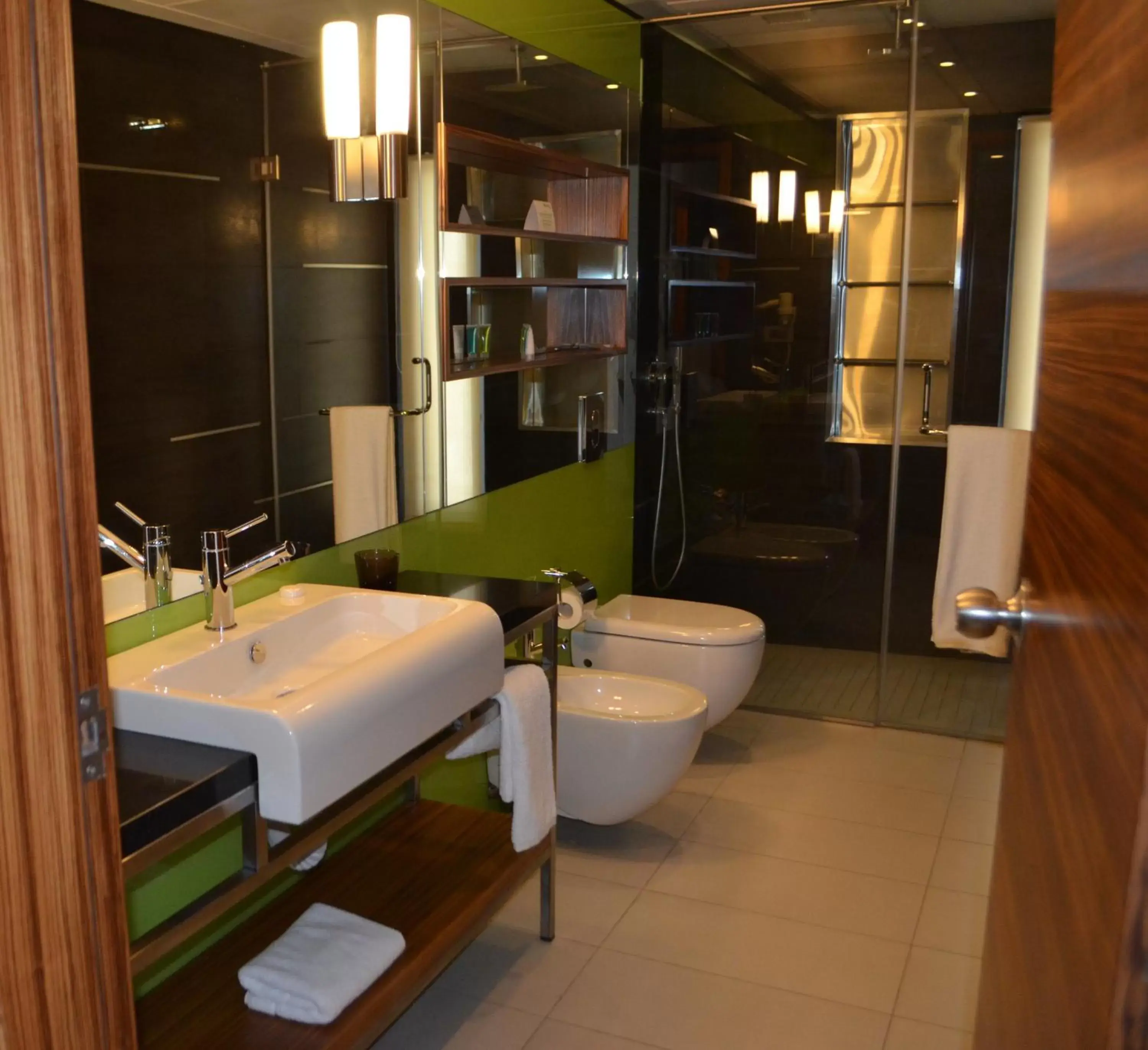 Shower, Bathroom in Warwick Stone 55 Hotel Beirut