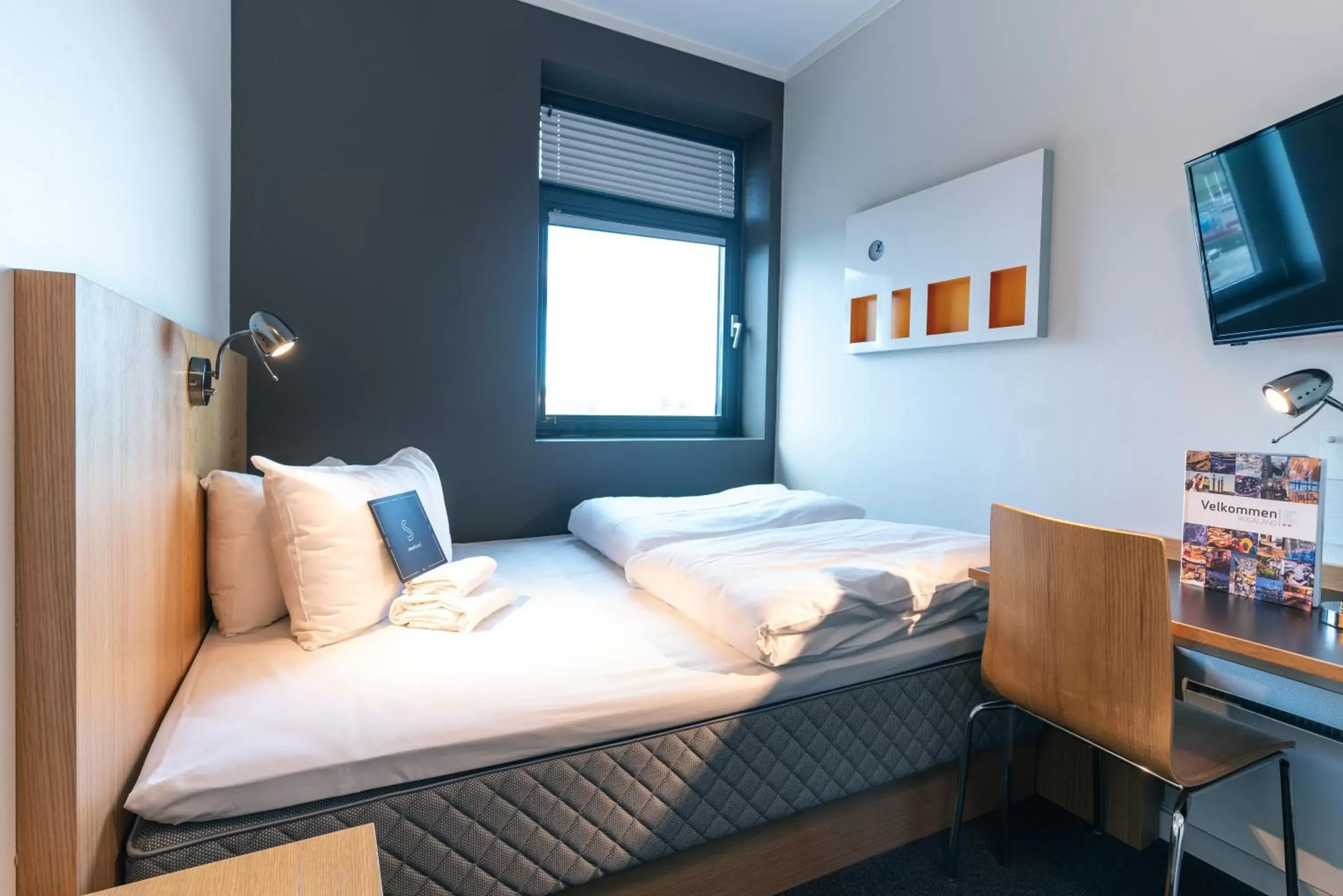 Day, Bed in Smarthotel Forus