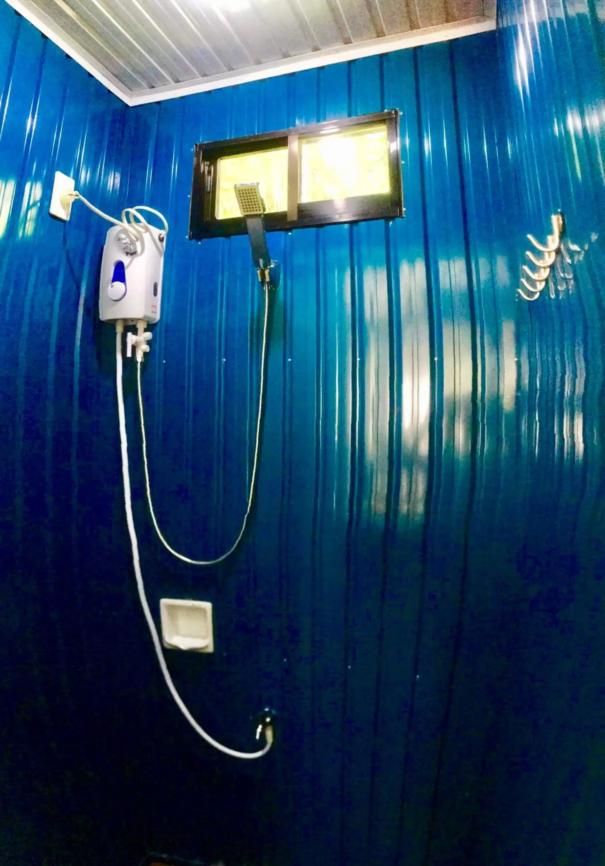 Bathroom in Lanzones Cabana Bathroom in Lanzones Cabana