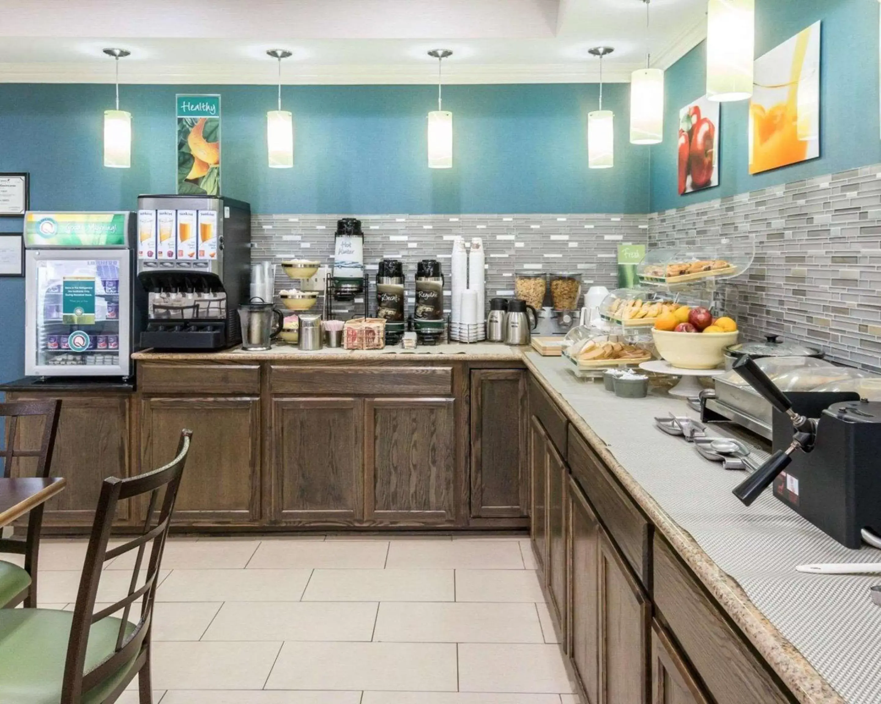 Restaurant/places to eat in Quality Inn & Suites West Monroe