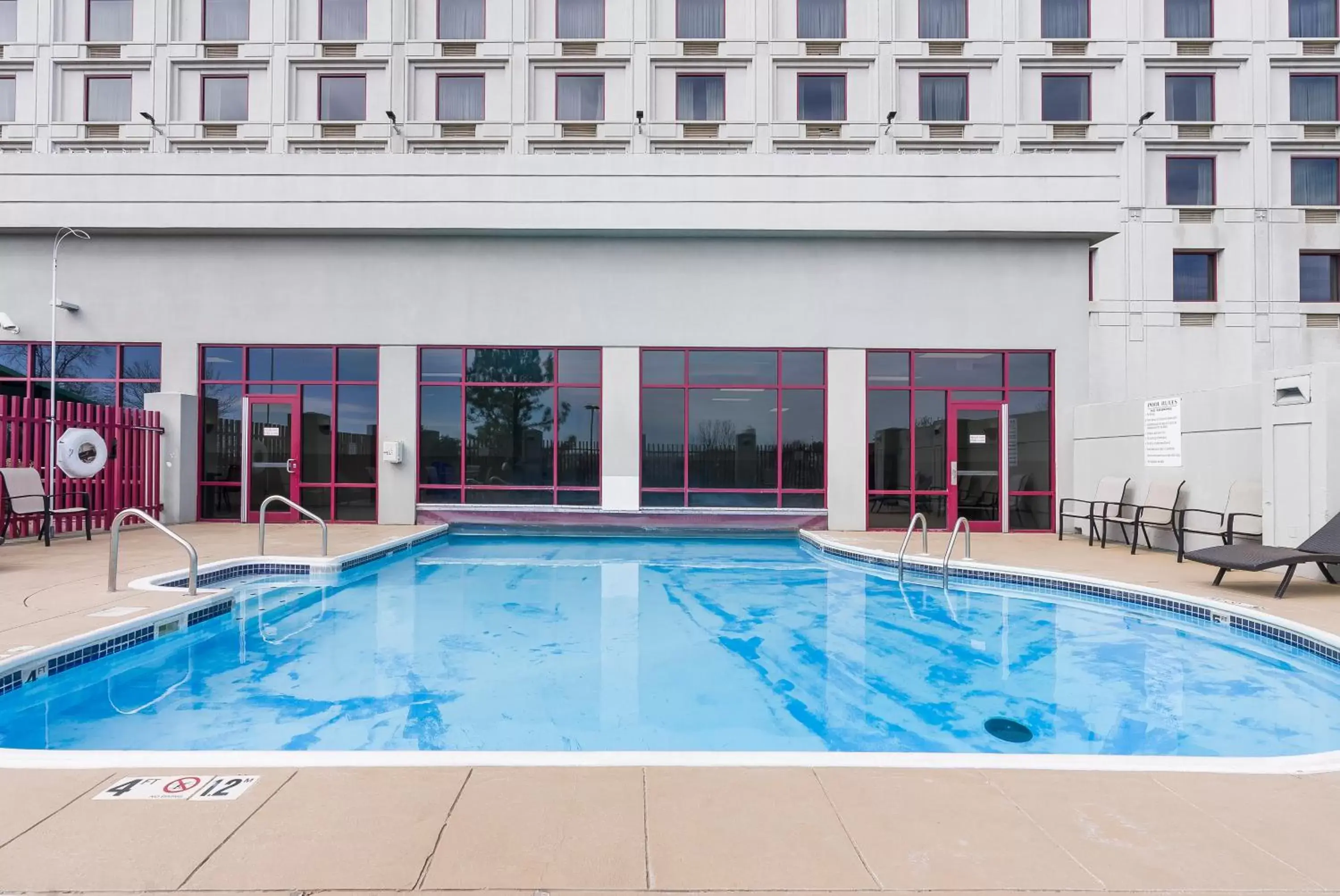 Swimming Pool in Thousand Hills Resort Hotel