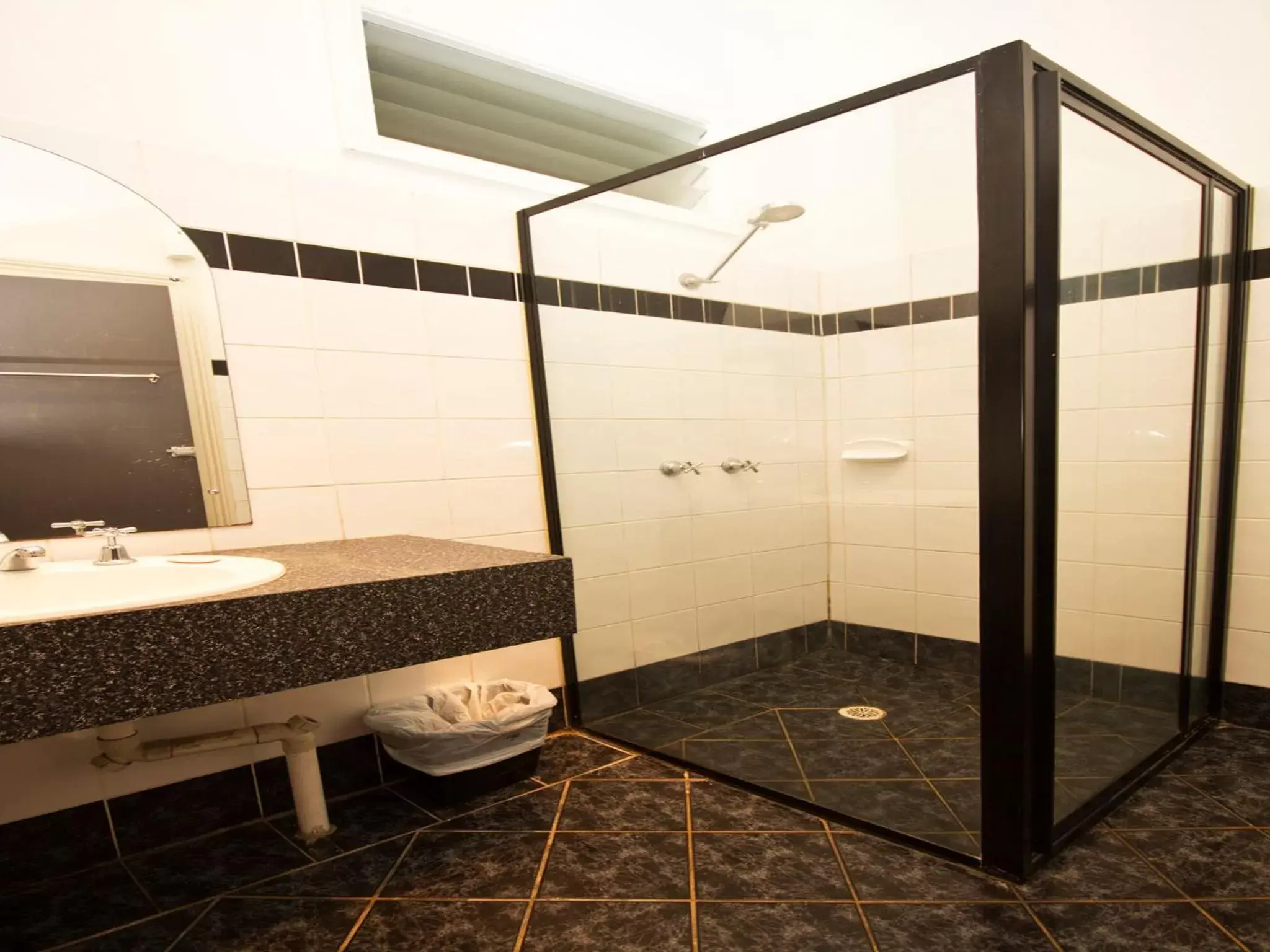Bathroom in Peden's Hotel
