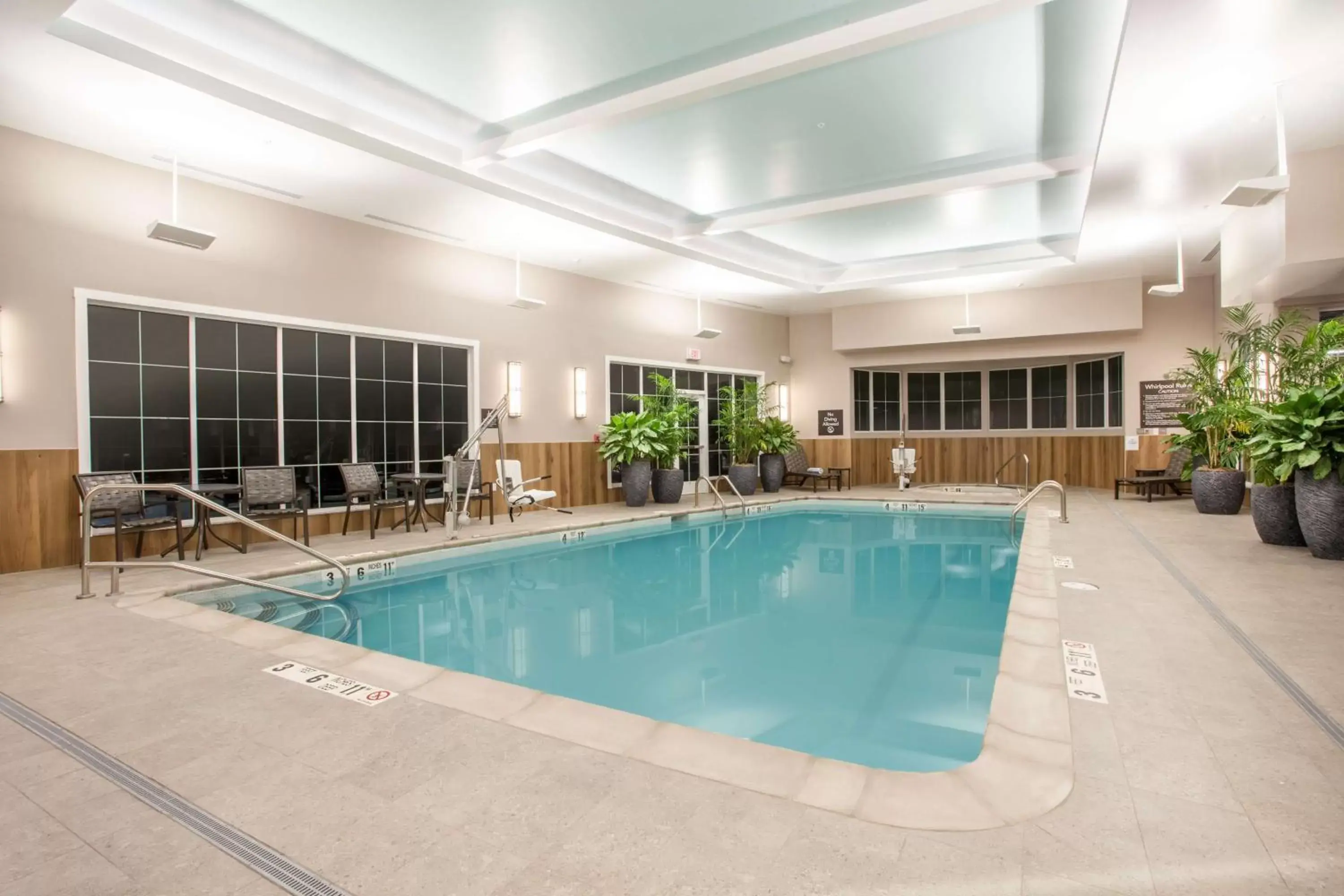 Swimming Pool in Homewood Suites By Hilton Saratoga Springs
