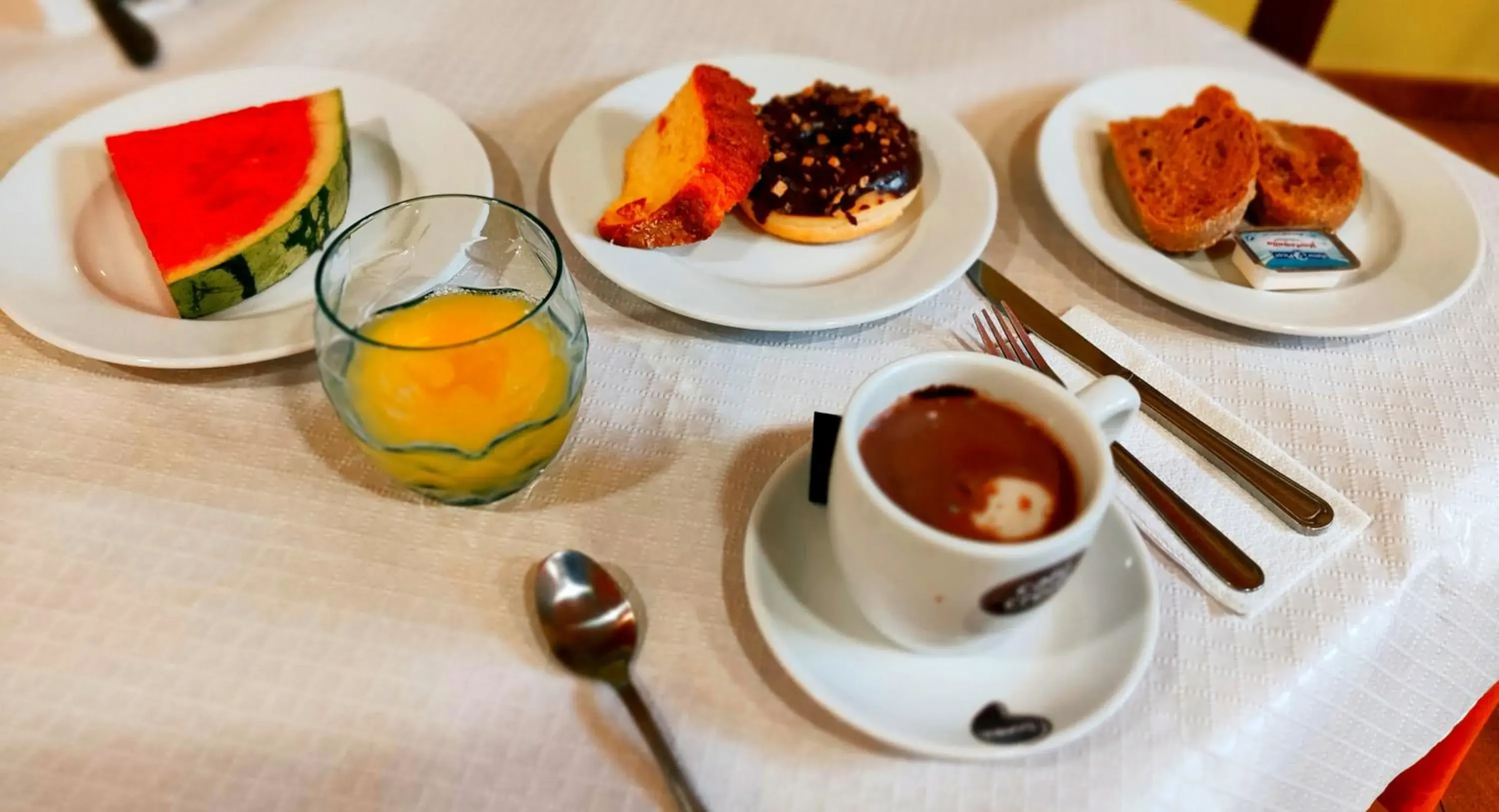 Buffet breakfast in Hotel Baixamar