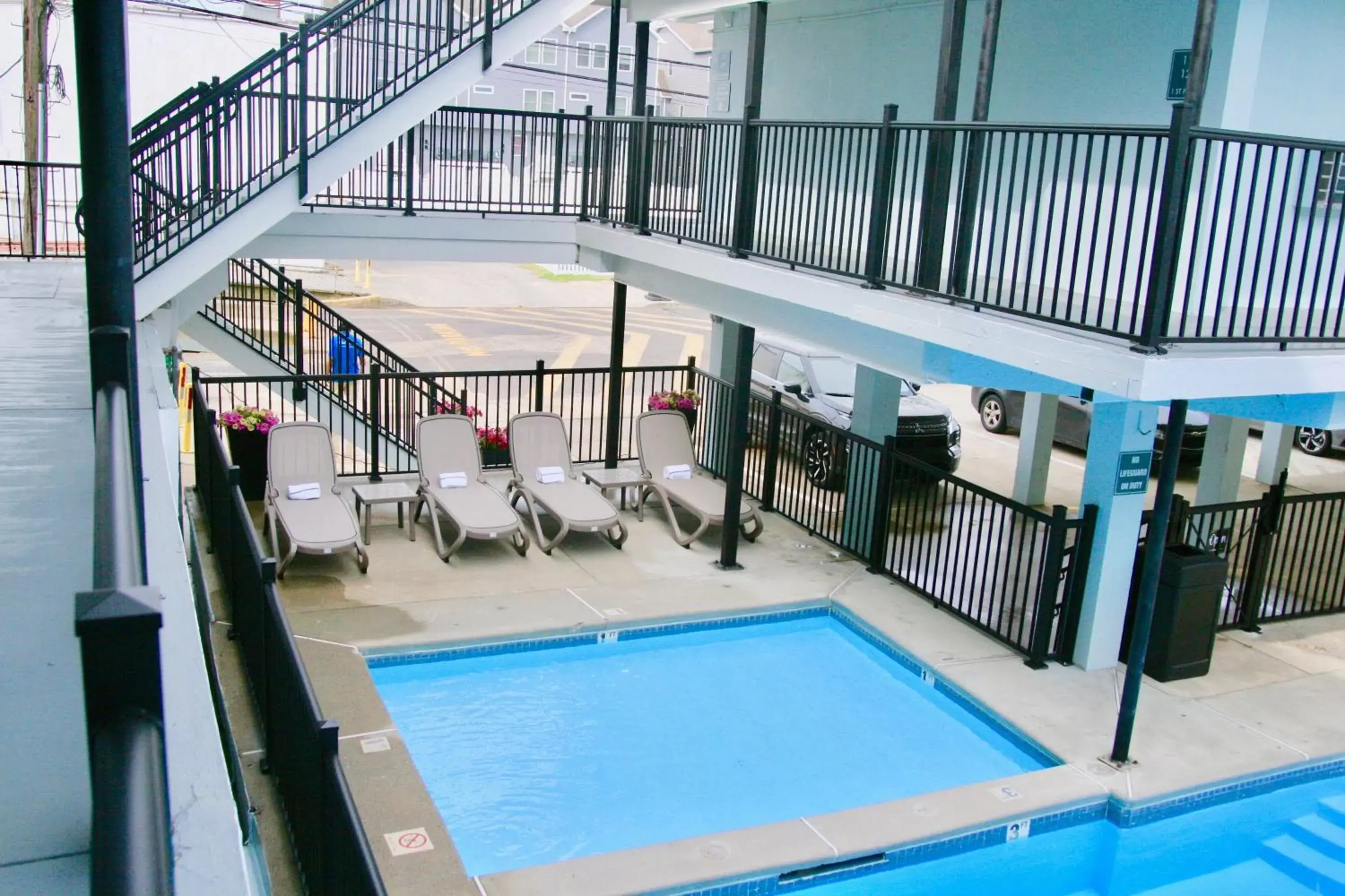 Swimming pool, Pool View in Hotel Cabana Oceanfront/Boardwalk