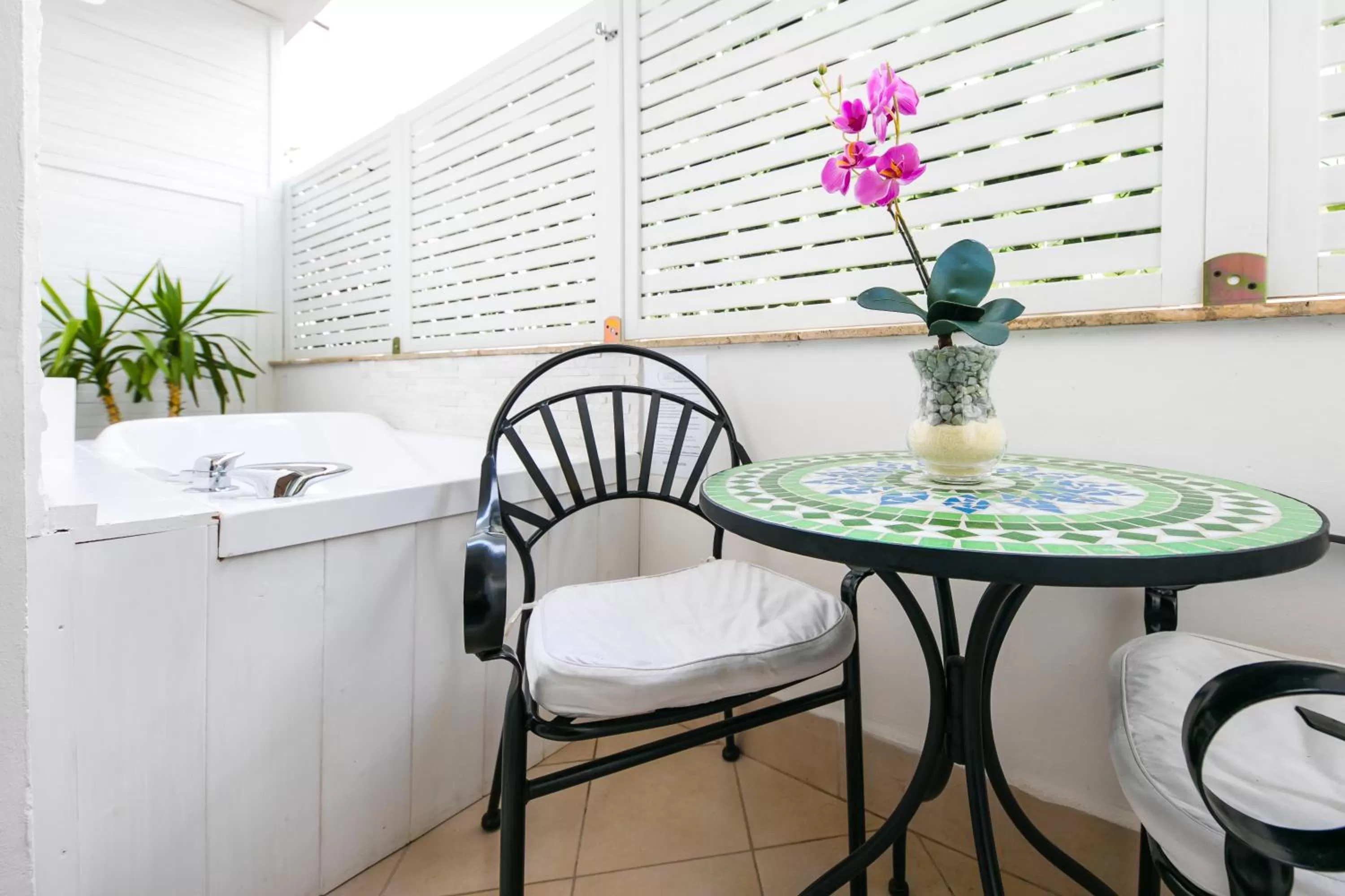 Photo of the whole room in Suites Roma Tiburtina