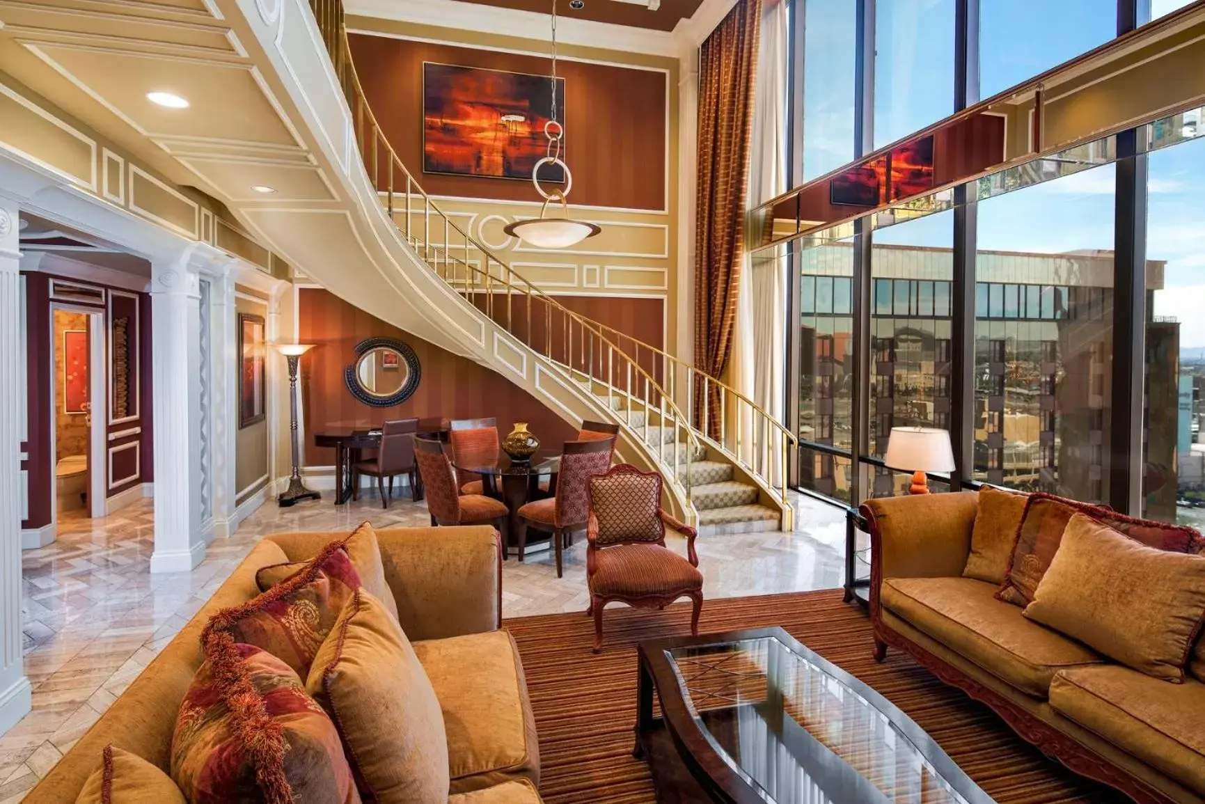 Living room, Lobby/Reception in Golden Nugget Hotel & Casino Las Vegas