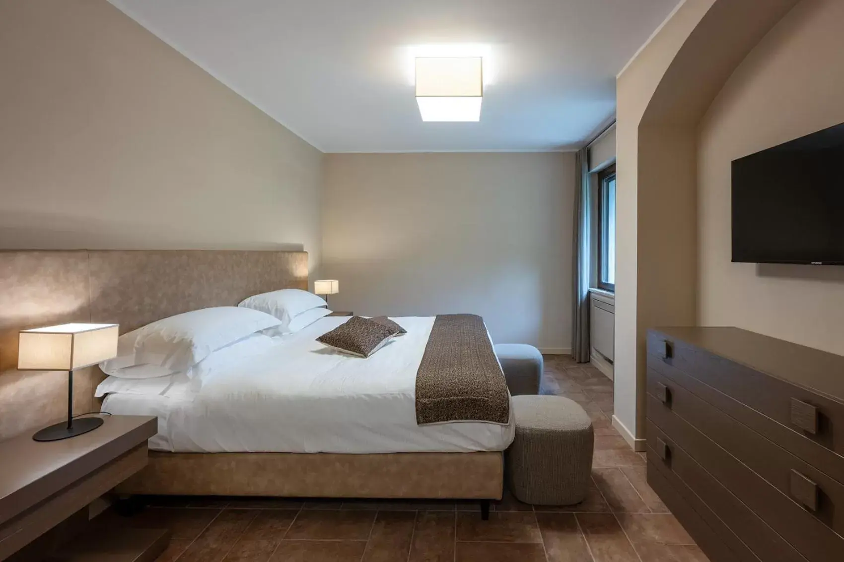 Bedroom, Bed in Altarocca Wine Resort Adults Only