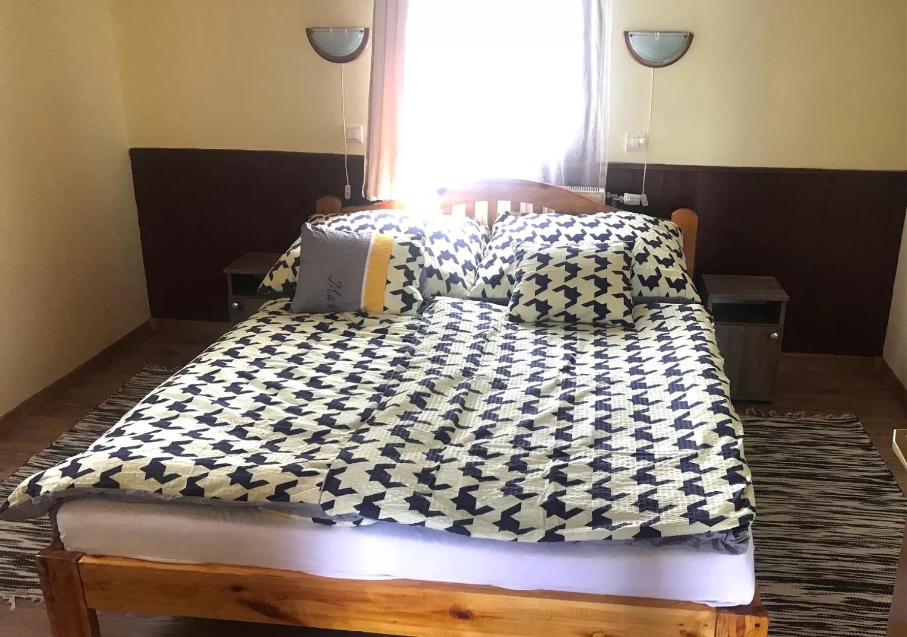 Bed in Convoy Panzió