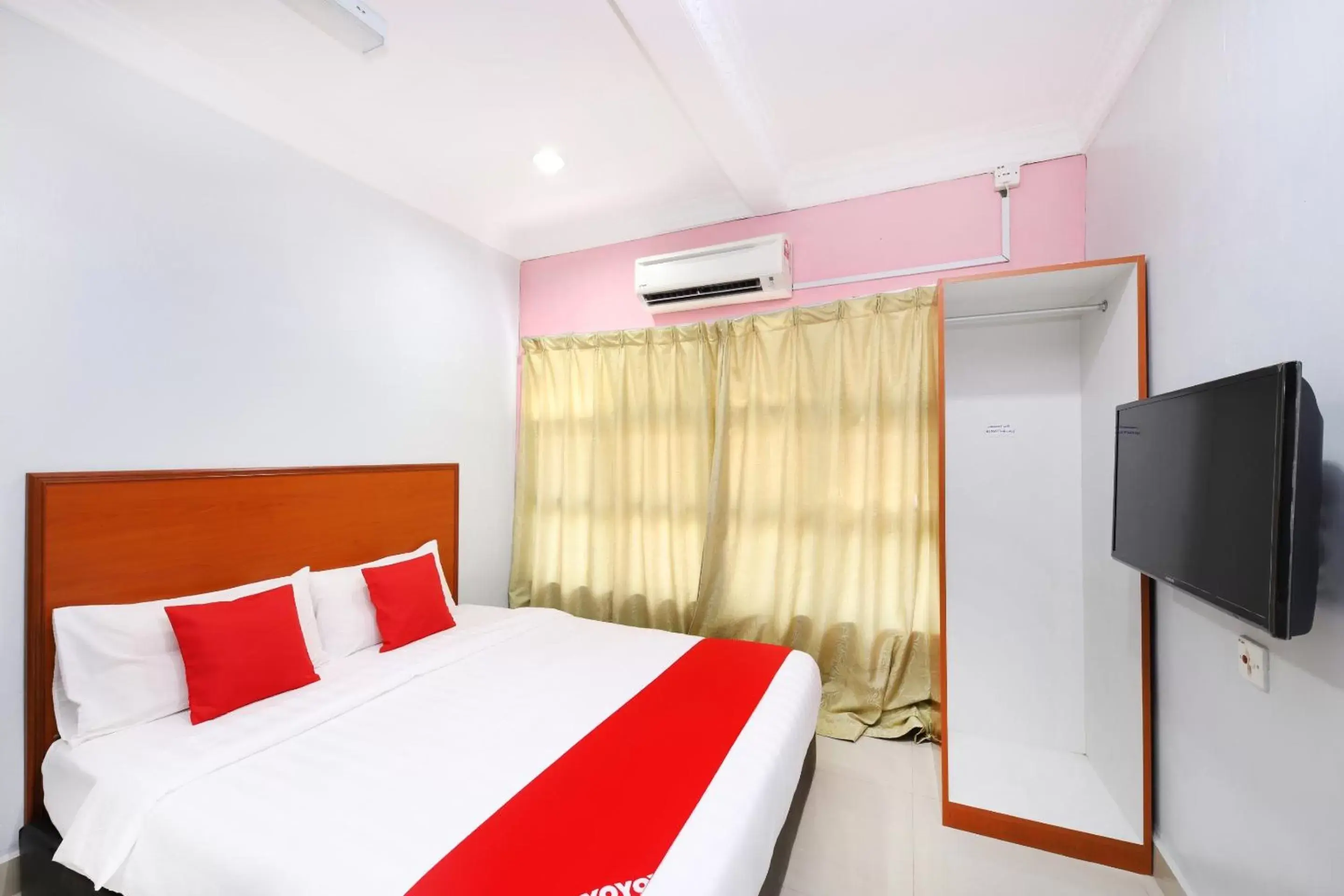 Bedroom, Bed in OYO 720 Corridor Hotel 2