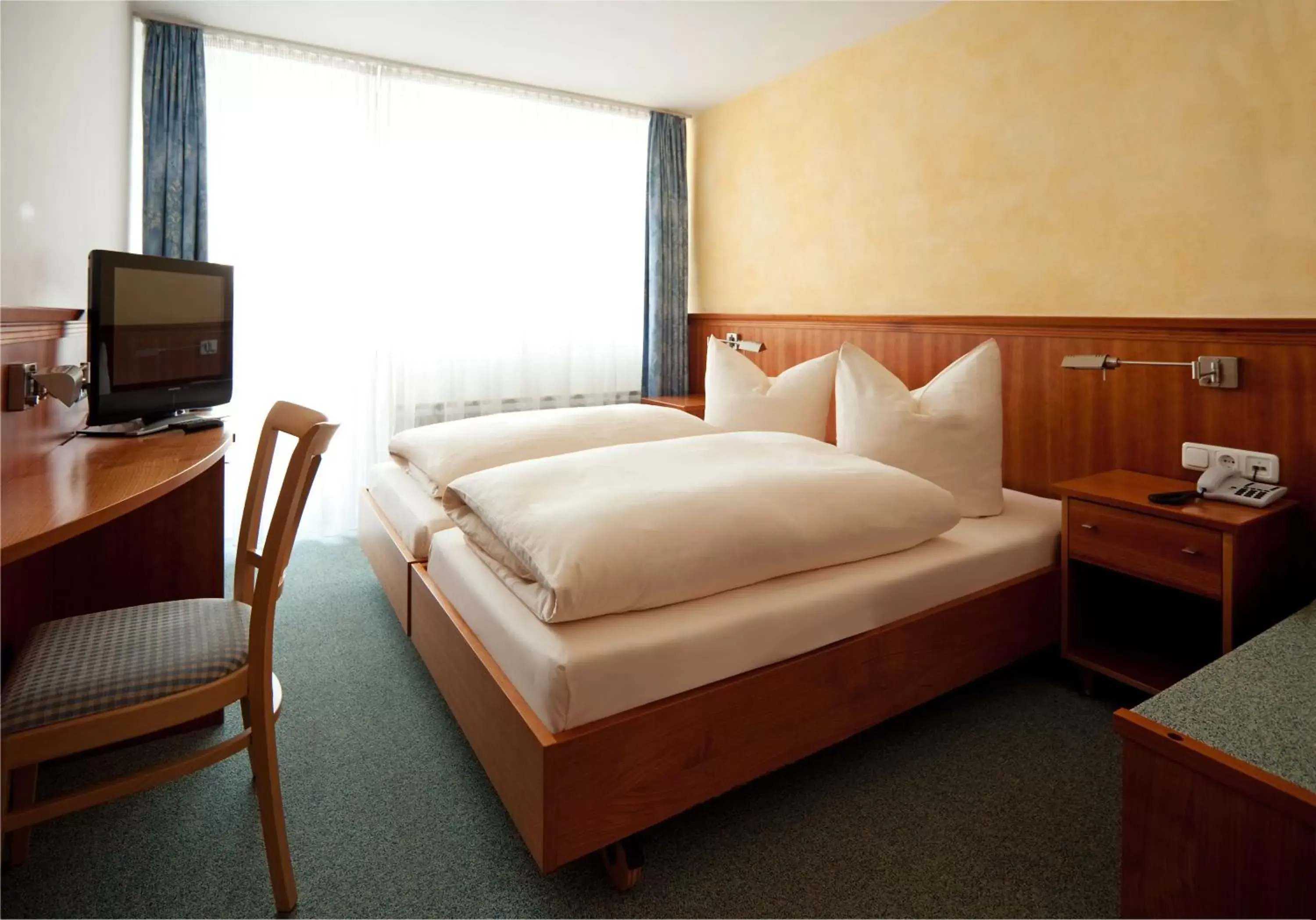 Photo of the whole room, Bed in Gasthof Lerner