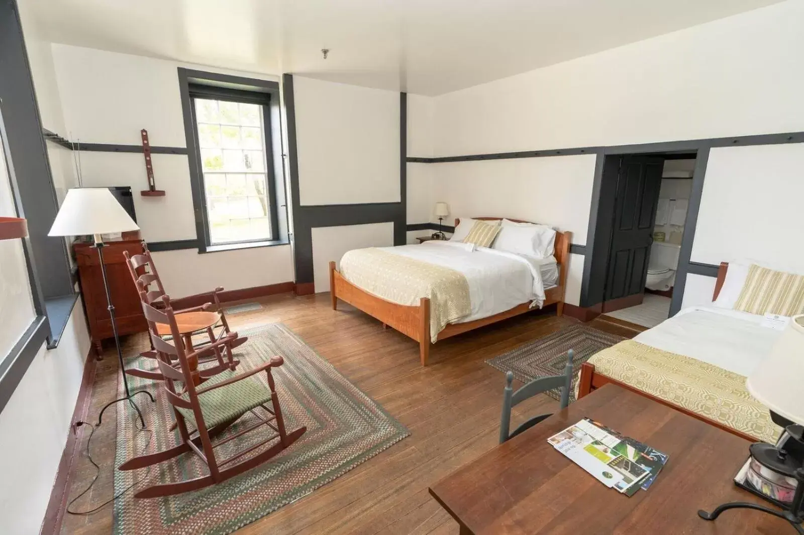 Deluxe Room in Shaker Village of Pleasant Hill